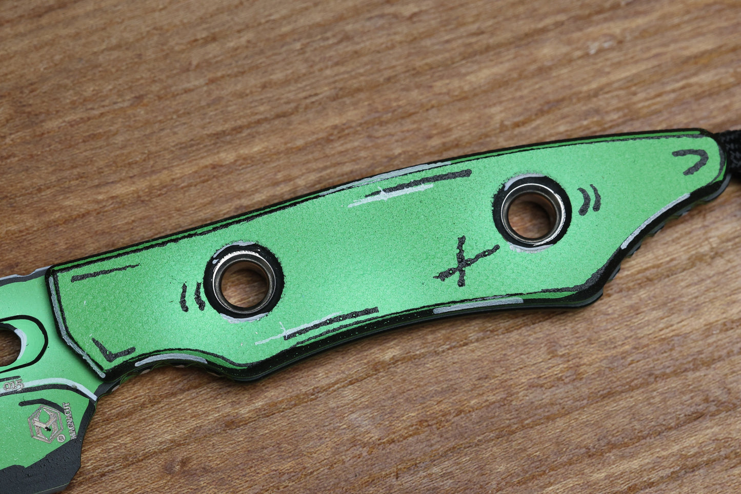HERETIC KOBOLD TOXIC GREEN CEL SHADE BOWIE MAGNACUT FIXED BLADE H065-CS-TX