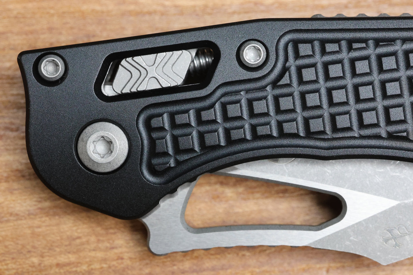 MICROTECH KNIVES MANUAL M-STITCH RAM LOK BLACK FRAG ALUMINUM HANDLES & APOCALYPTIC M390MK 169MRL-10APFR
