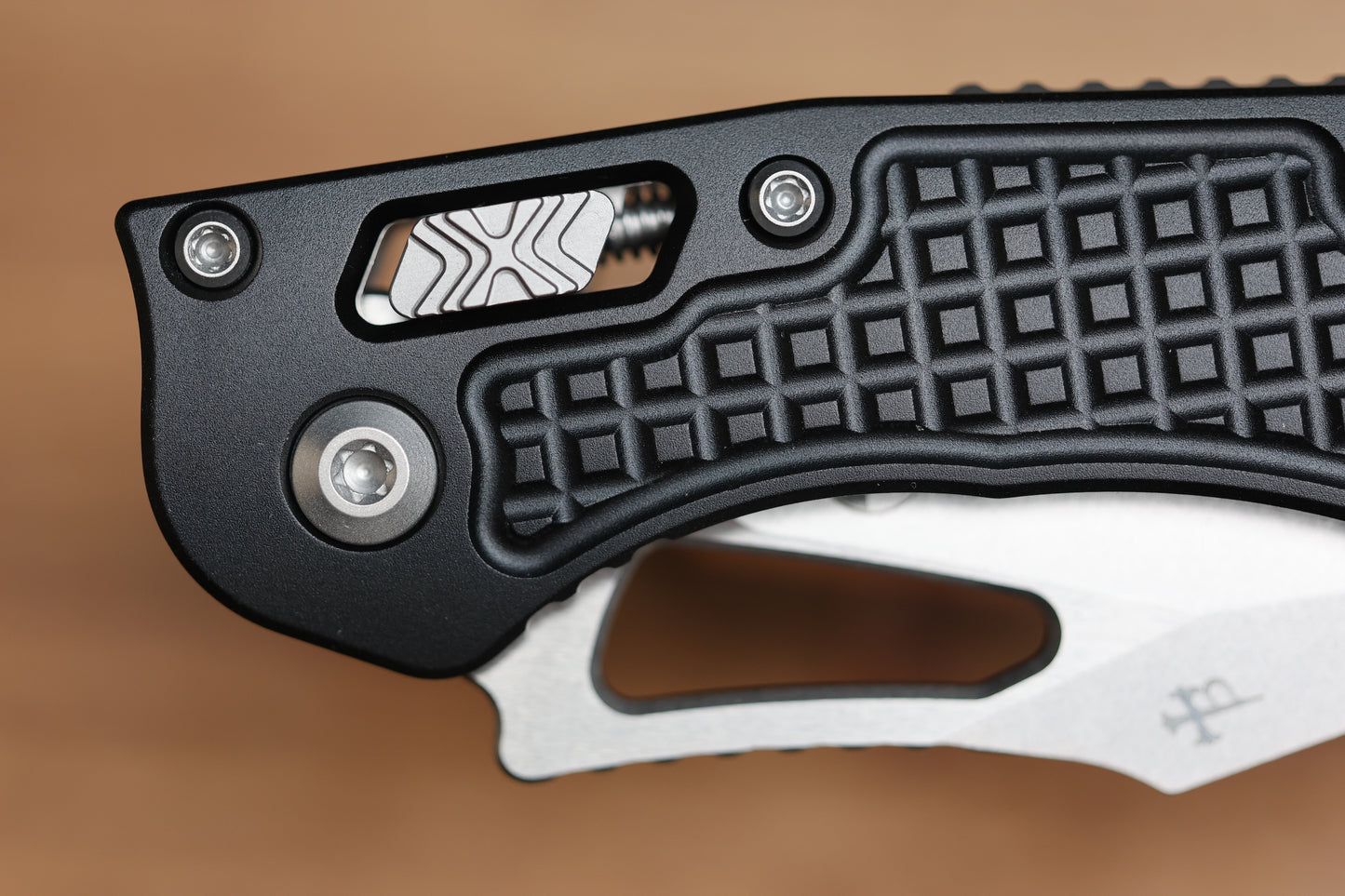 MICROTECH KNIVES MANUAL M-STITCH RAM LOK BLACK FRAG ALUMINUM HANDLES & STONEWASH M390MK 169MRL-10FR
