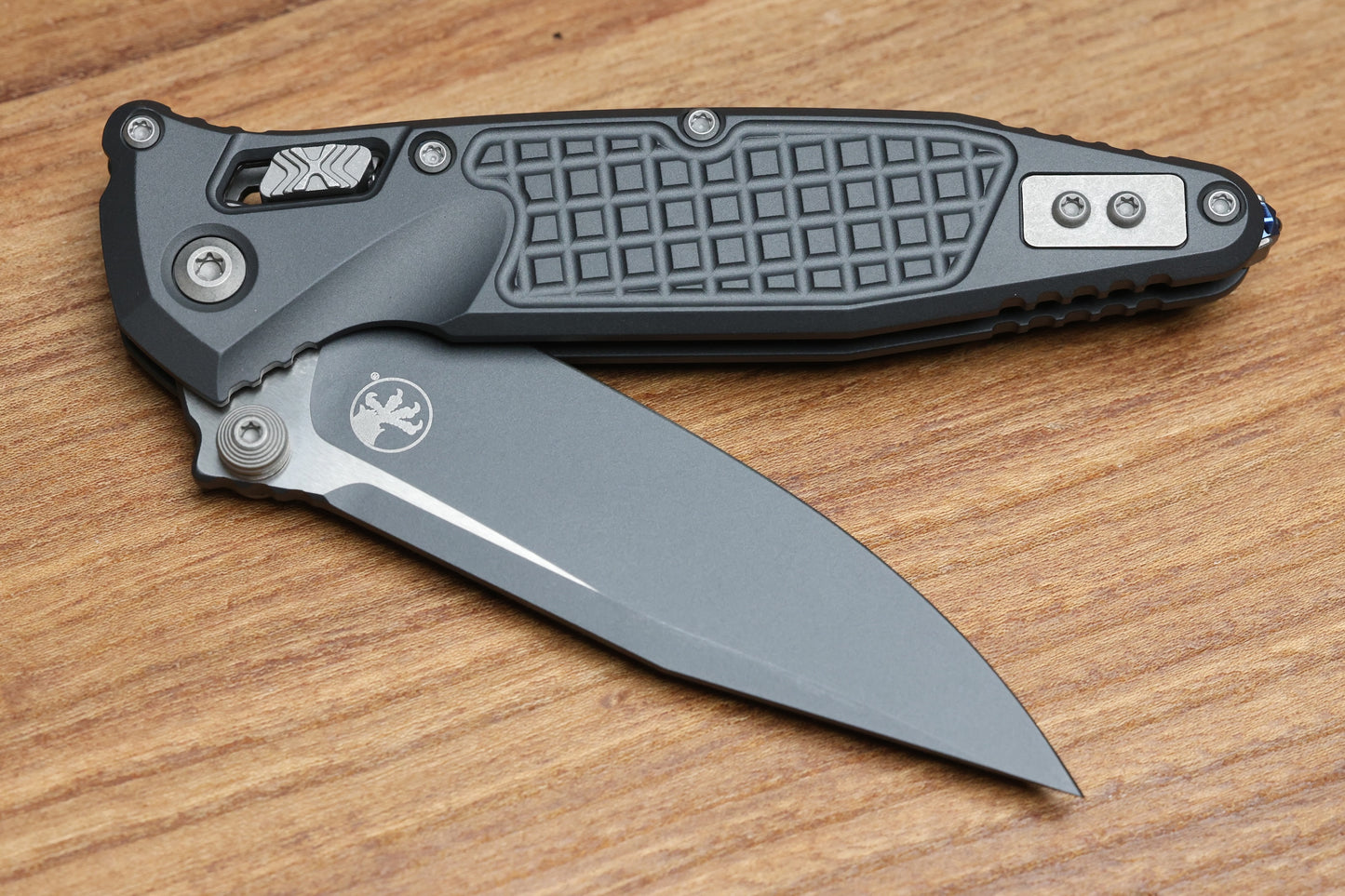 MICROTECH SOCOM RAM-LOK W/ SNIPER GRAY CERAKOTE ALUMINUM FRAG HANDLES & S/E M390MK 160RL-1FRCSG-Z13