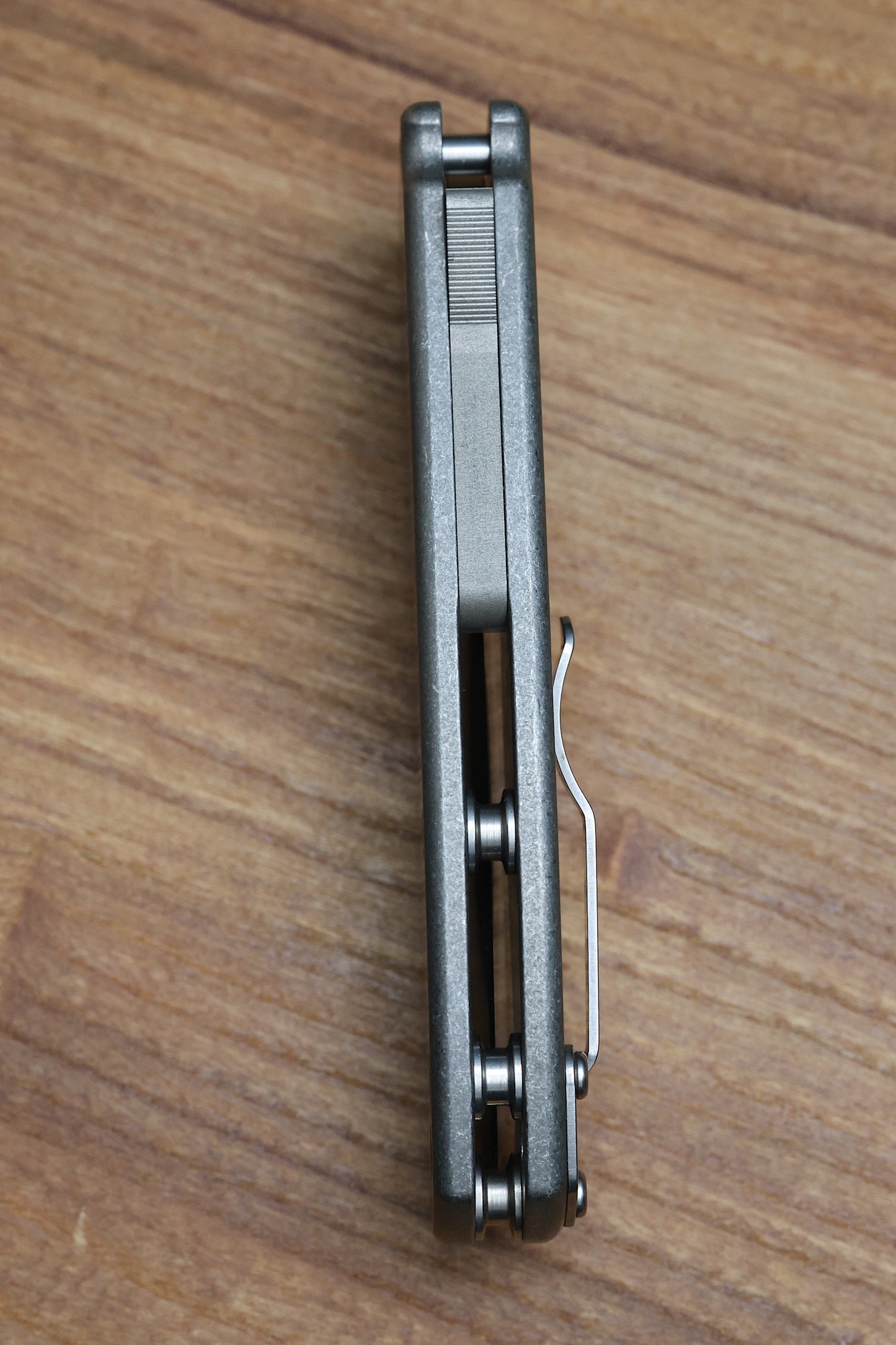 DEMKO KNIVES MG AD20 W/SMOOTH TITANIUM HANDLES - DROP POINT MAGNACUT