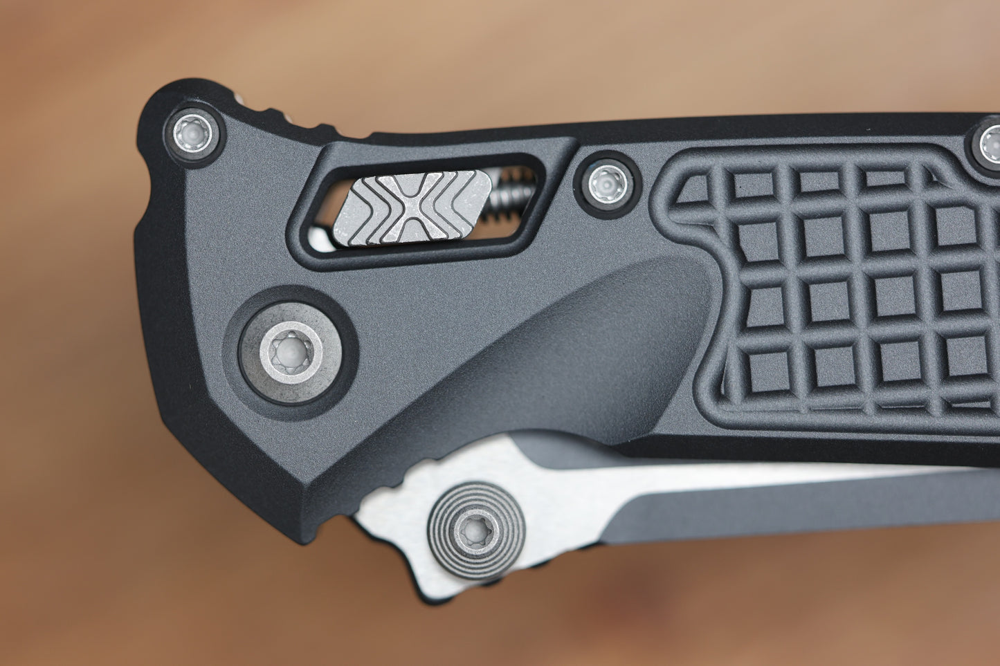 MICROTECH SOCOM RAM-LOK W/ SNIPER GRAY CERAKOTE ALUMINUM FRAG HANDLES & S/E M390MK 160RL-1FRCSG-Z13