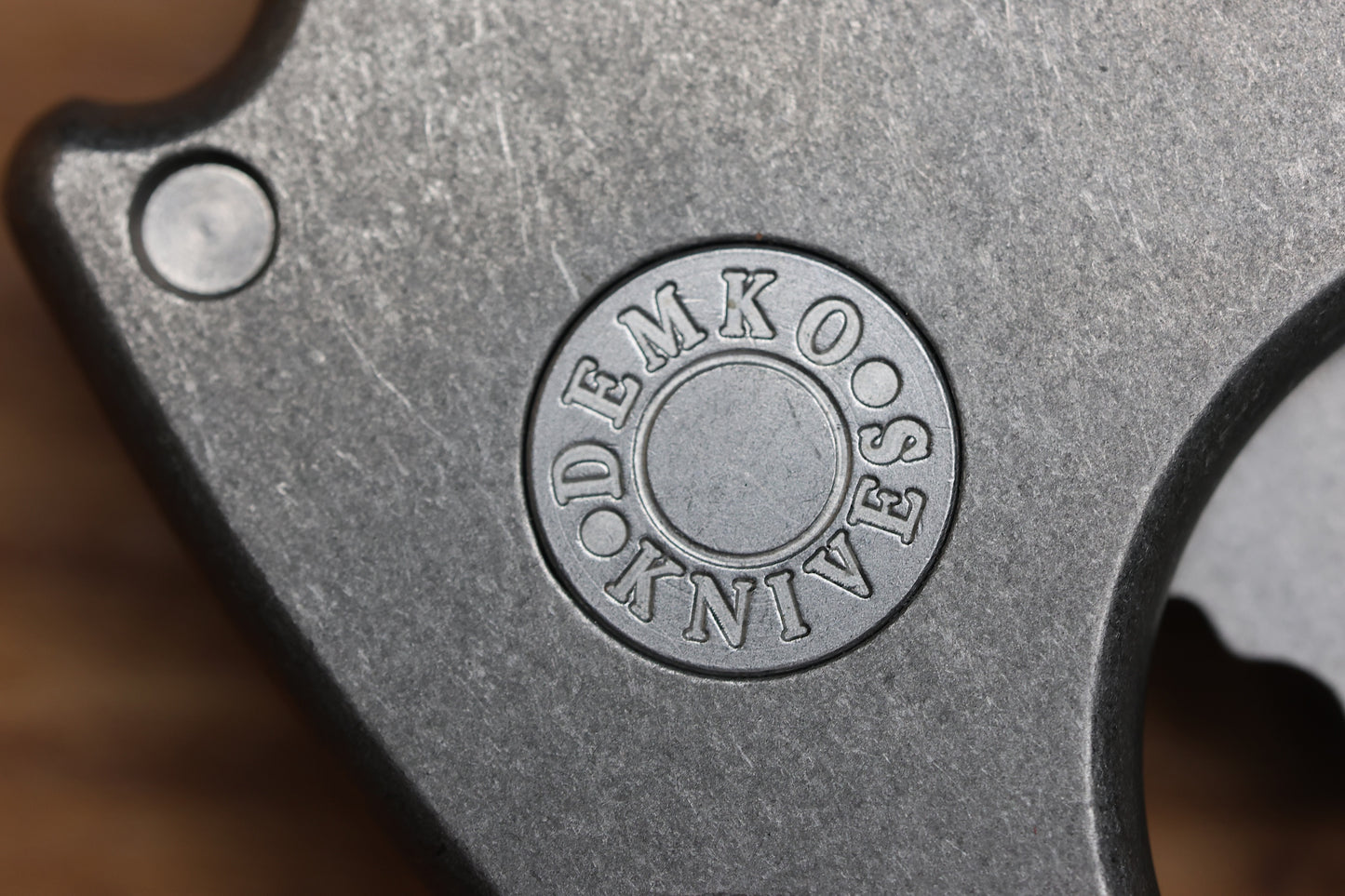 DEMKO KNIVES MG AD20 W/SMOOTH TITANIUM HANDLES - DROP POINT MAGNACUT