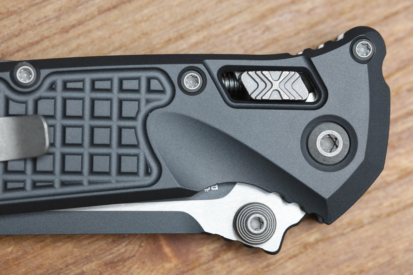 MICROTECH SOCOM RAM-LOK W/ SNIPER GRAY CERAKOTE ALUMINUM FRAG HANDLES & S/E M390MK 160RL-1FRCSG-Z13
