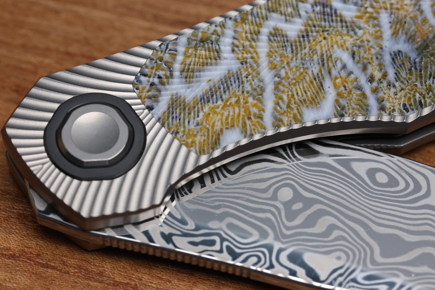 HOLT BLADEWORKS RENEGADE FOSSILIZED CORAL INLAY TITANIUM VINLAND DAMASTEEL #261