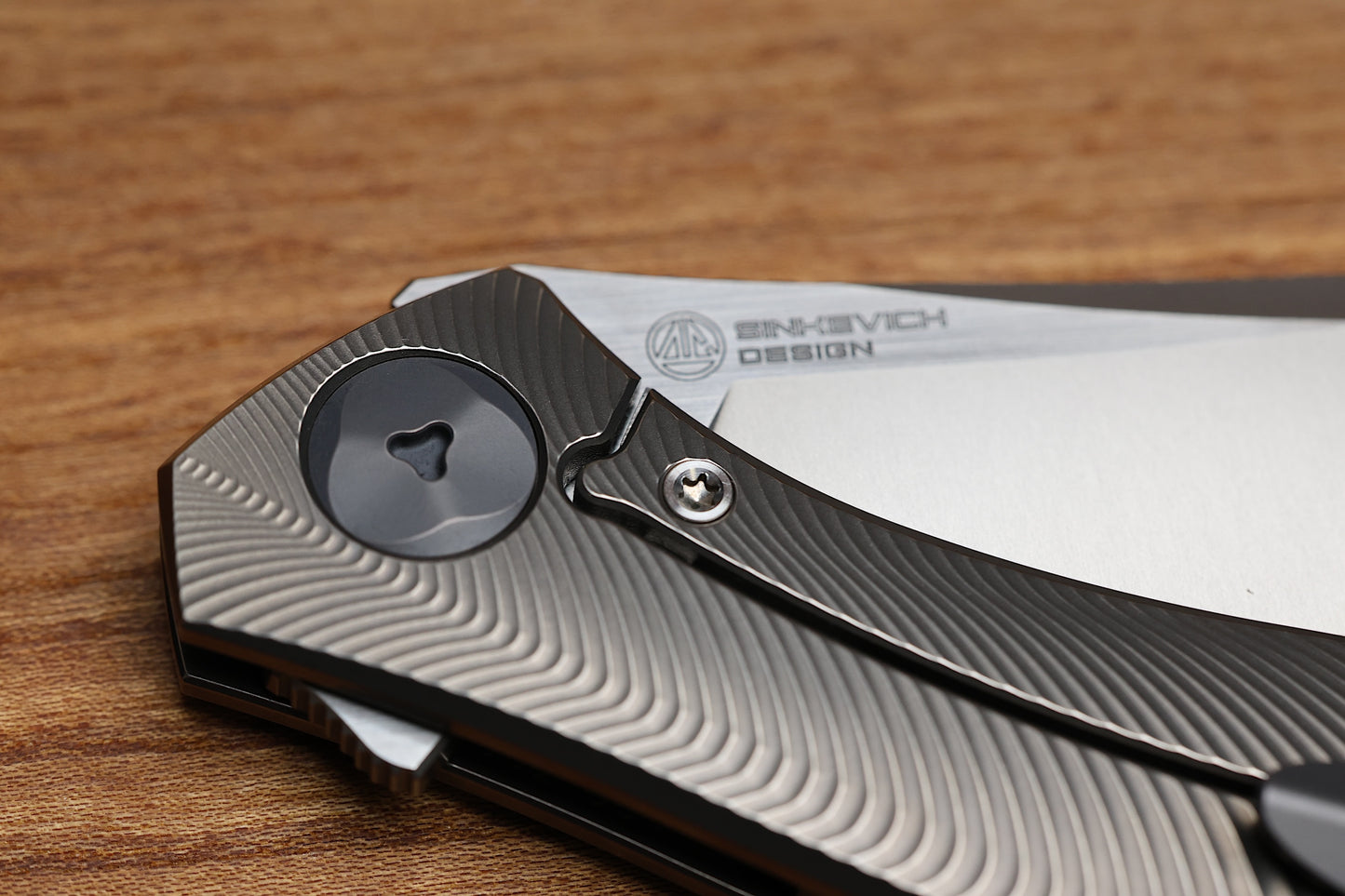 SHIROGOROV “LIMITED EDITION” SINKEVICH DESIGN BIO (LIGHT) – M398 BLADE – MRBS