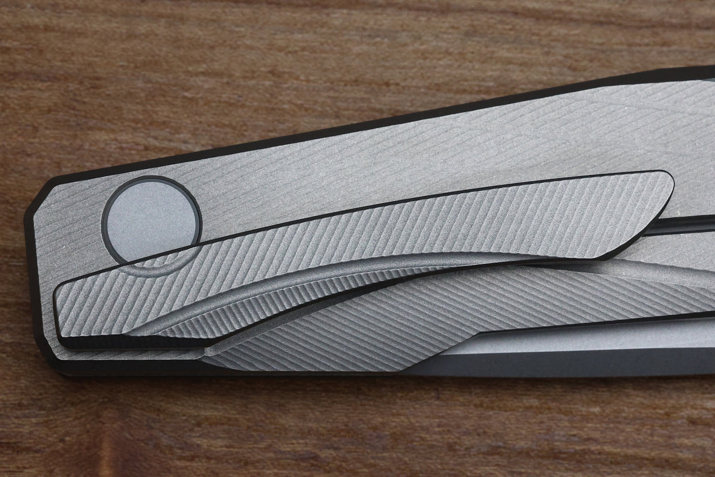 ULDANOV KNIVES R1 W/MILLED TITANIUM FRAME & MAGNACUT #123