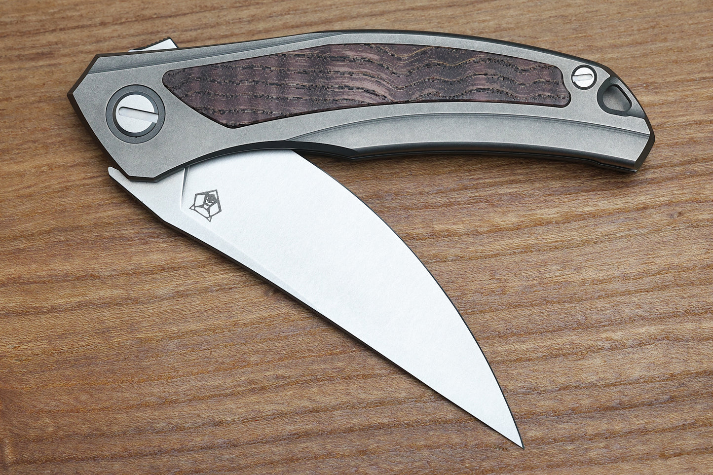 SHIROGOROV URSUS QUANTUM - CROMAX PM BLADE - TITANIUM HANDLE - RED ASH WOOD INLAY - MRBS
