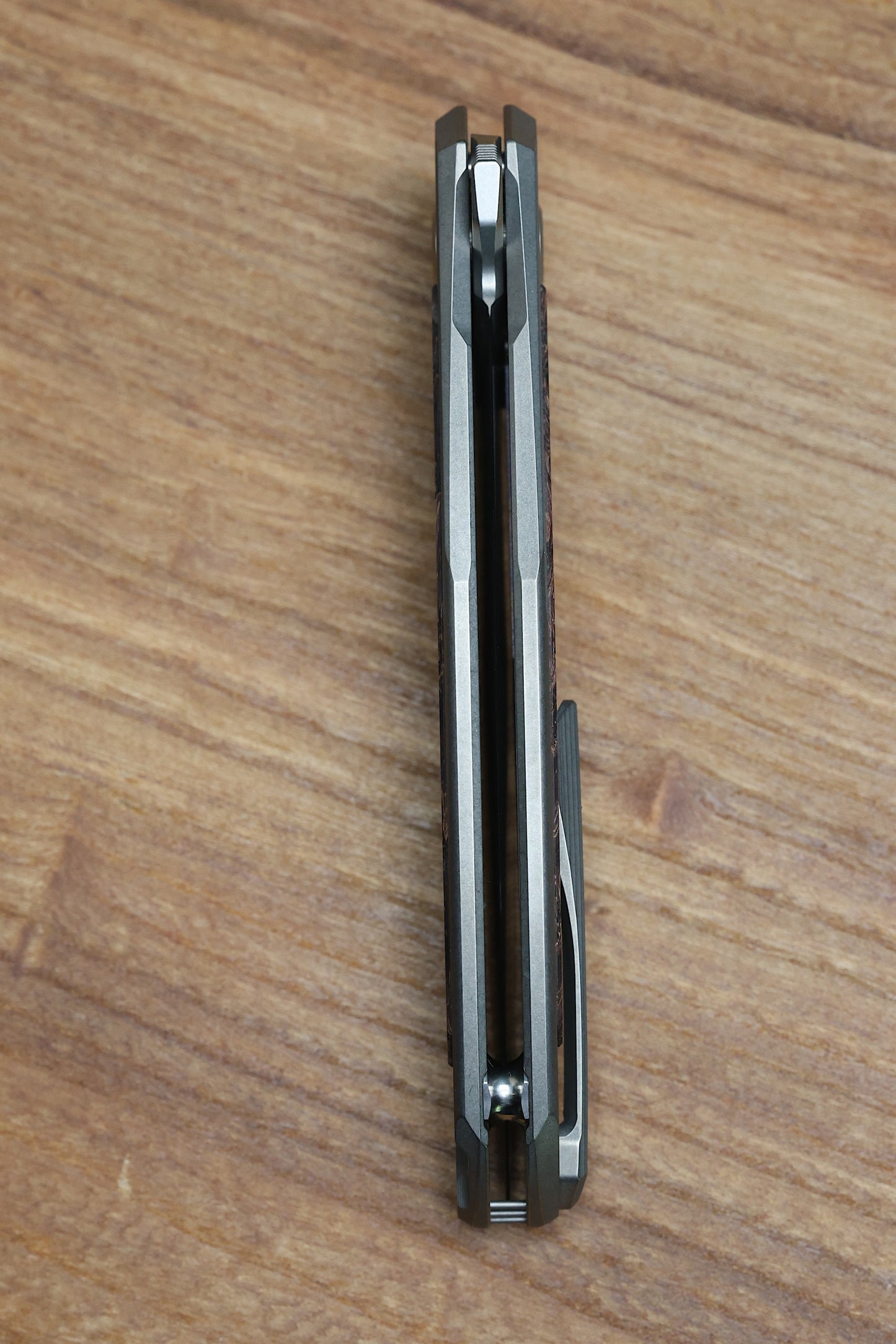 SHIROGOROV URSUS QUANTUM - CROMAX PM BLADE - TITANIUM HANDLE - RED ASH WOOD INLAY - MRBS