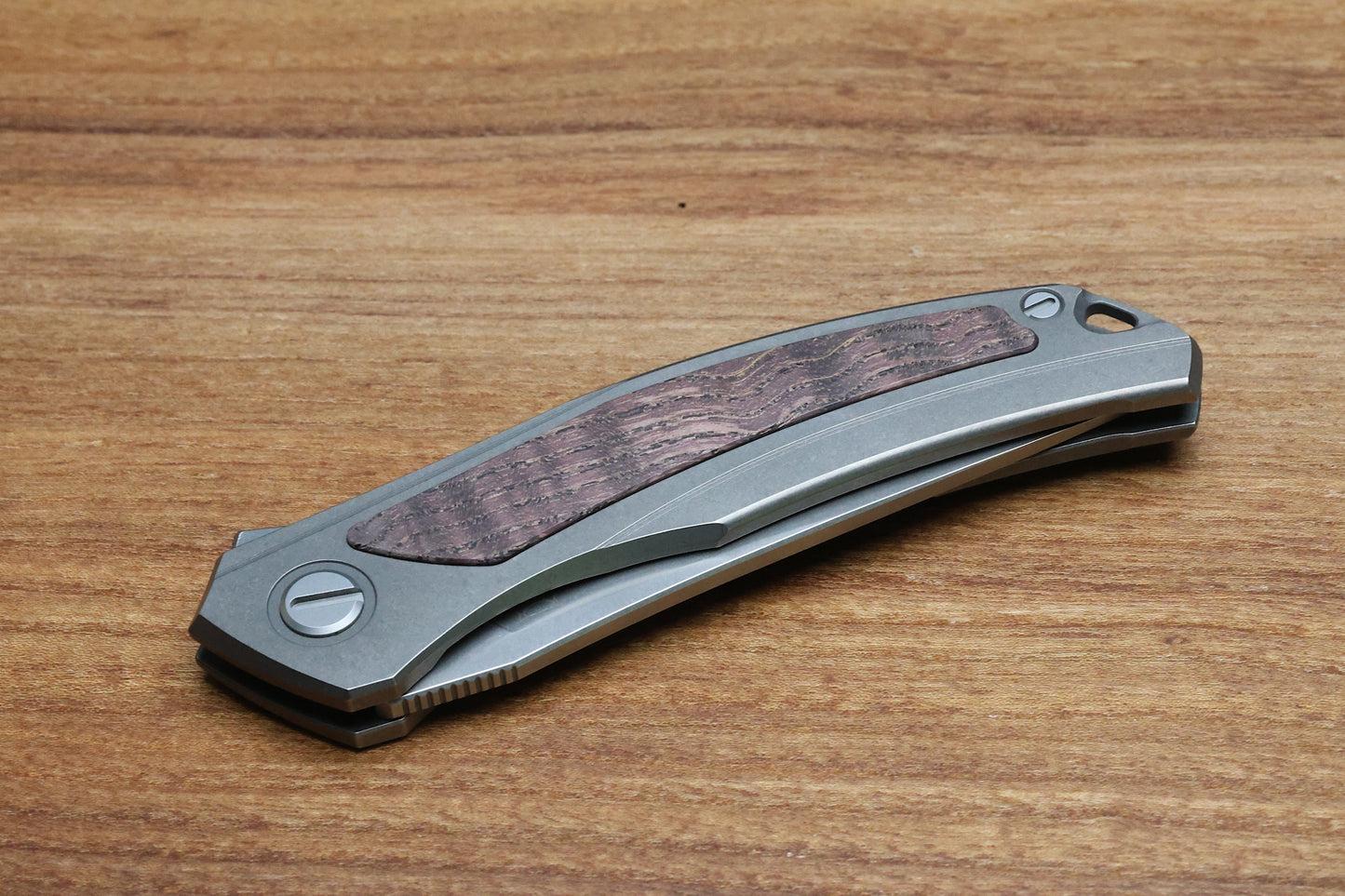 SHIROGOROV URSUS QUANTUM - CROMAX PM BLADE - TITANIUM HANDLE - RED ASH WOOD INLAY - MRBS