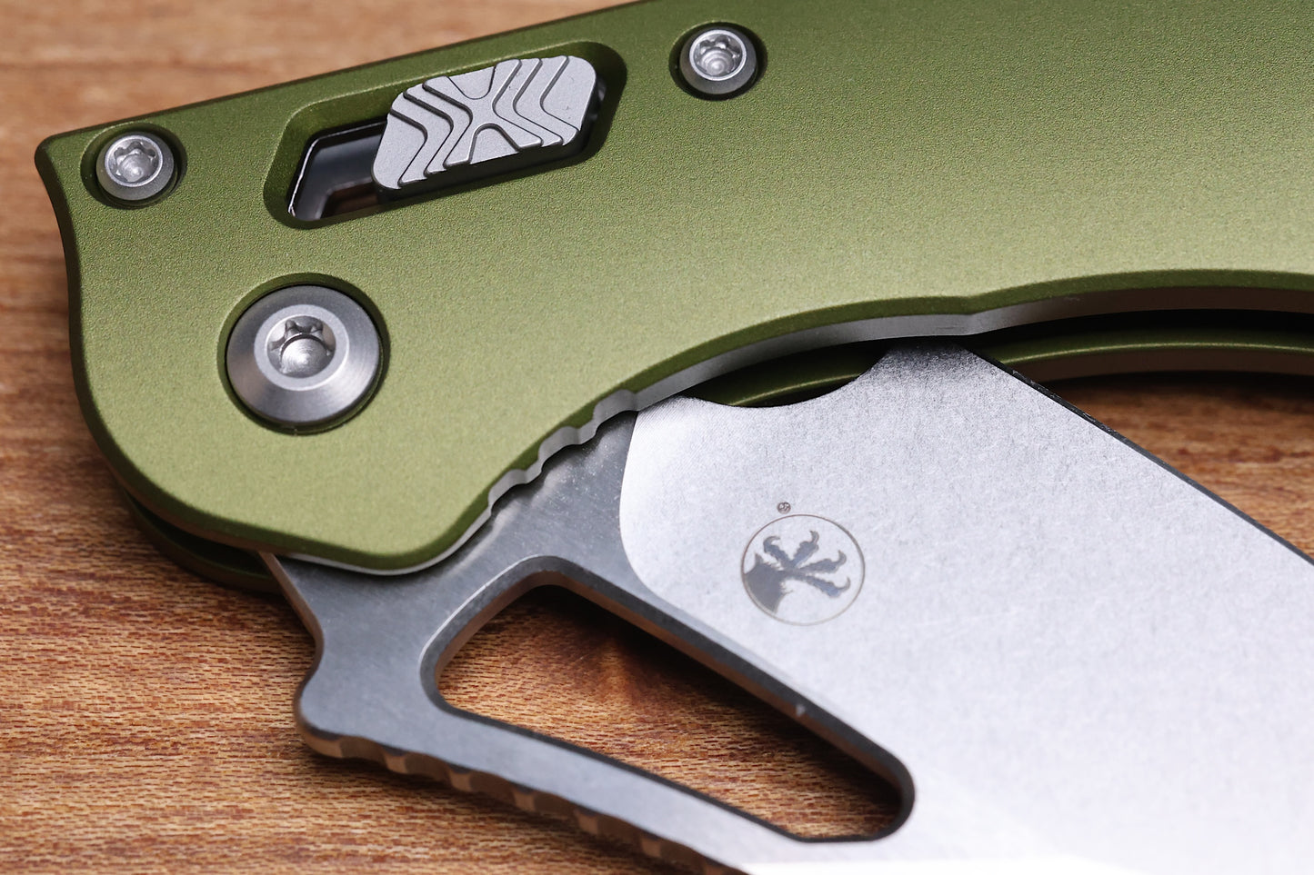 MICROTECH KNIVES MANUAL M-STITCH RAM LOK OD GREEN SMOOTH ALUMINUM HANDLES & STONEWASH M390MK 169MRL-10OD