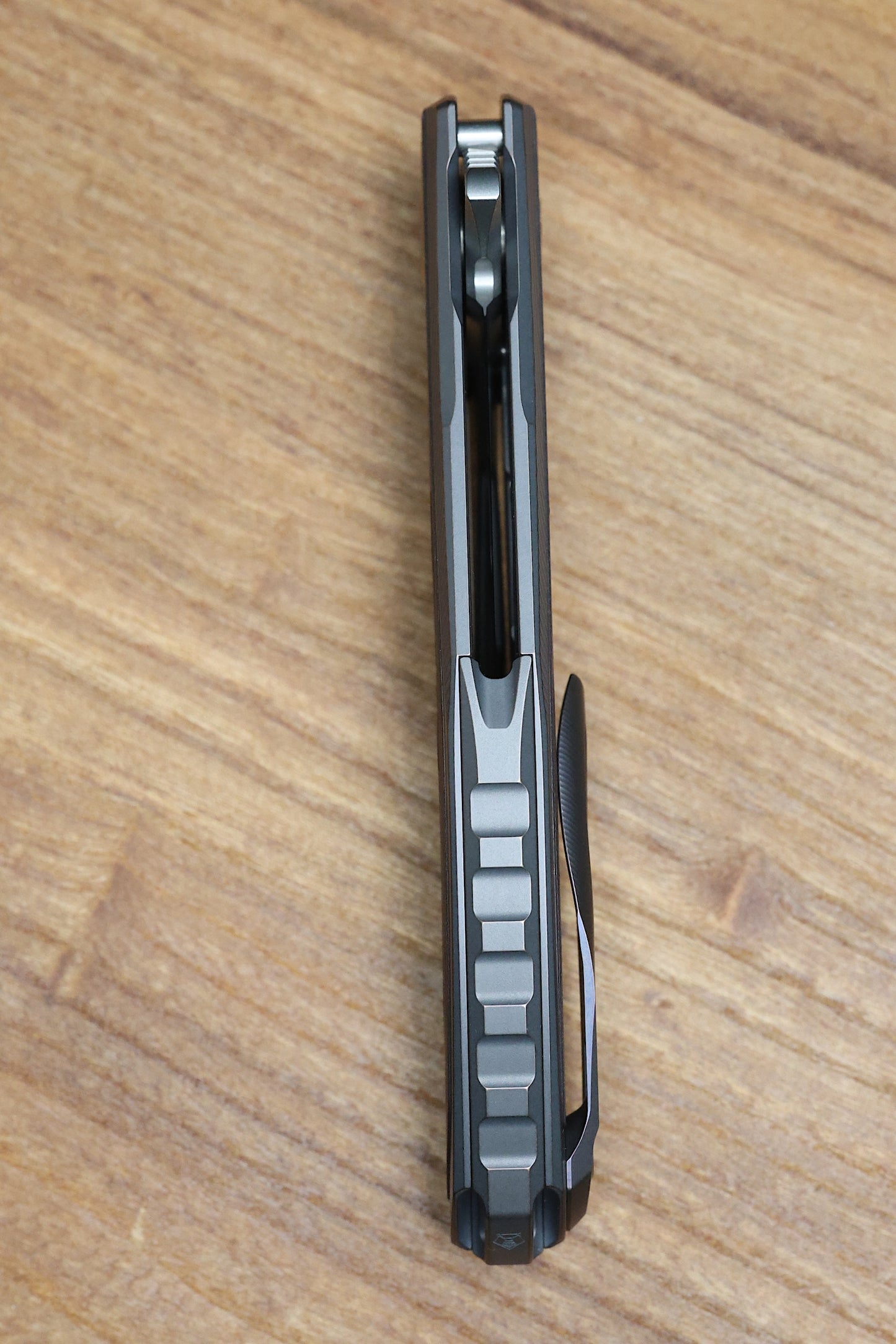 SHIROGOROV DUALX CUSTOM DIVISION TITANIUM AND CARBOTI HANDLE - MAGNACUT BLADE - SRRBS