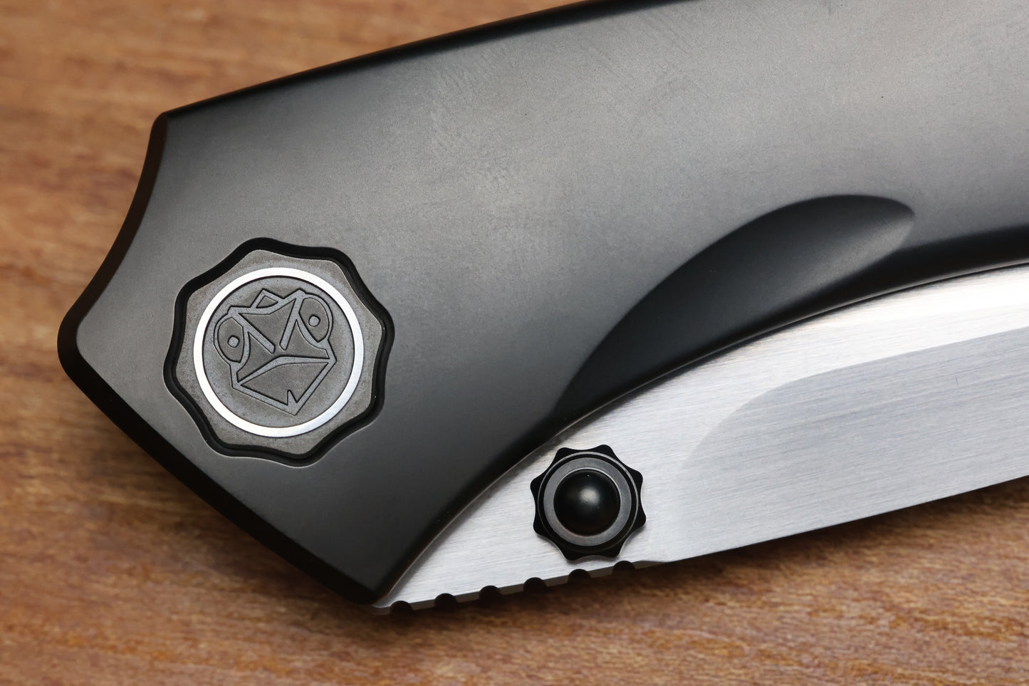 POIKILO BLADE TUNA MIDTECH W/ DLC TITANIUM HANDLES & MIRROR STONEWASH M398