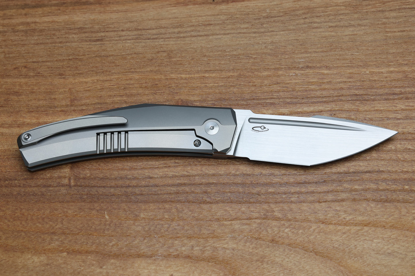 TASHI BHARUCHA LARGE KRYPTON W/ LEE WILLIAMS KICKSTOP TITANIUM HANDLE W/ MONOCHROME DARK TIMASCUS INLAYS & ELMAX