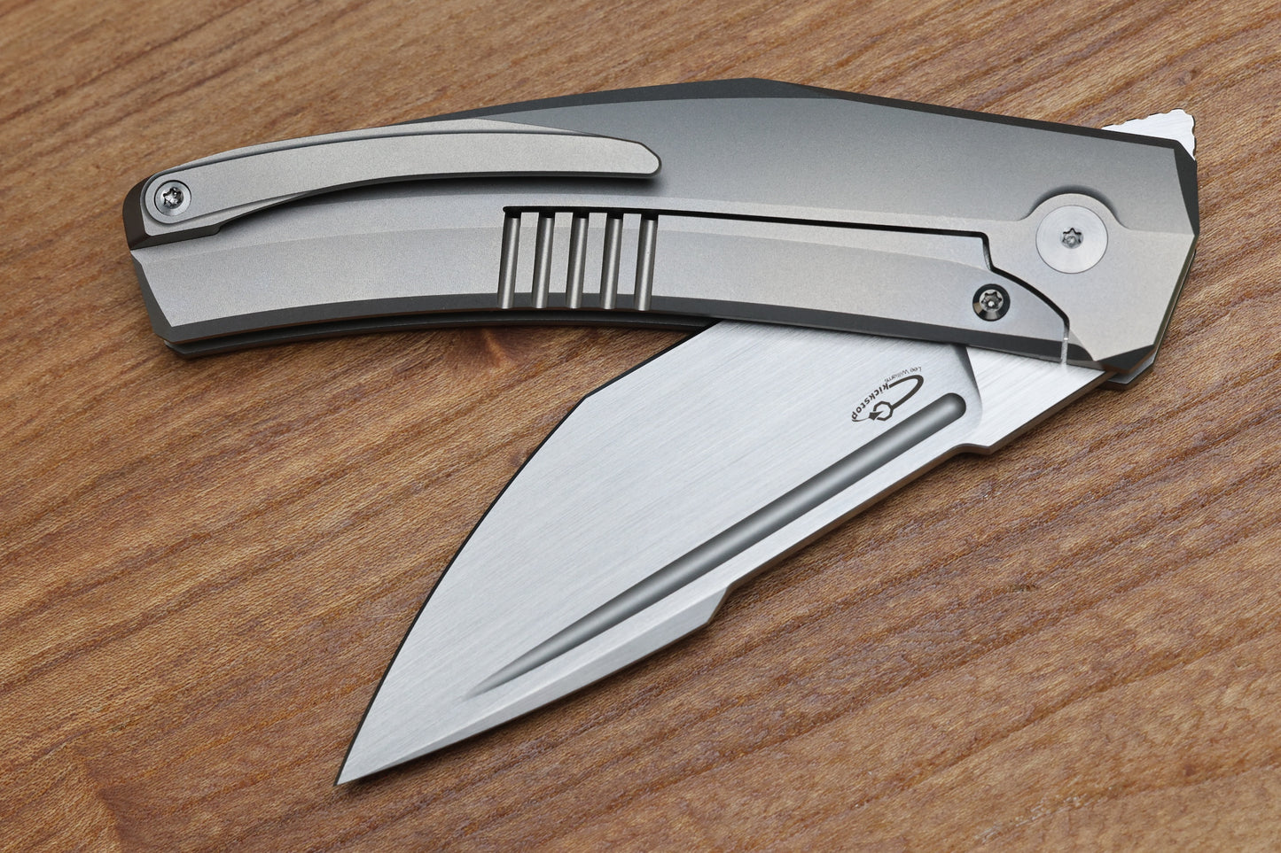 TASHI BHARUCHA LARGE KRYPTON W/ LEE WILLIAMS KICKSTOP TITANIUM HANDLE W/ MONOCHROME DARK TIMASCUS INLAYS & ELMAX