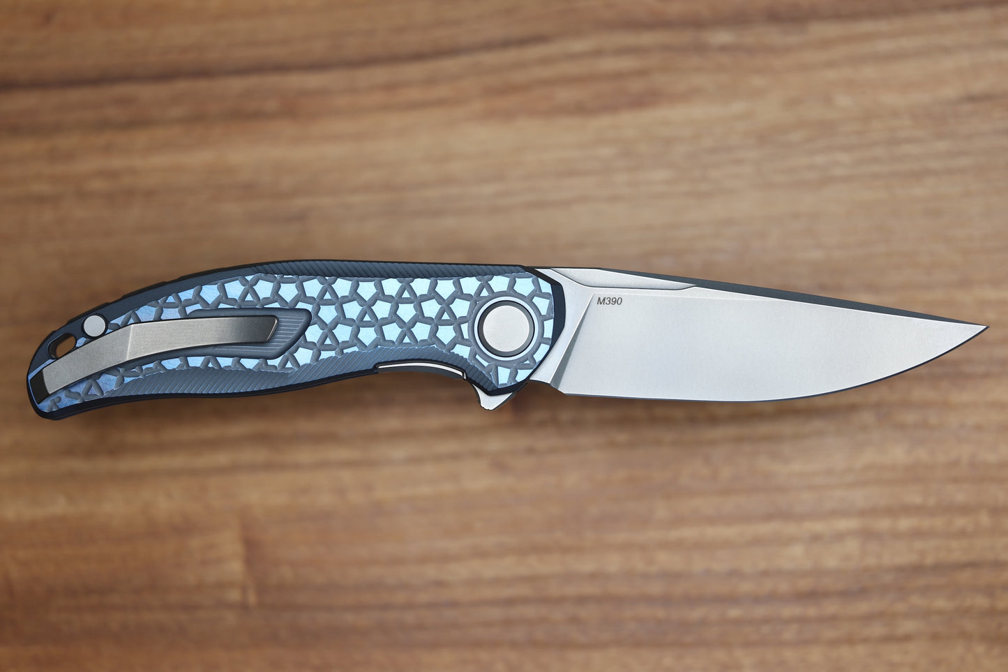 SHIROGOROV STELLAR BEAR PATTERN – BLUE TITANIUM HANDLE – M390 BLADE – MRBS