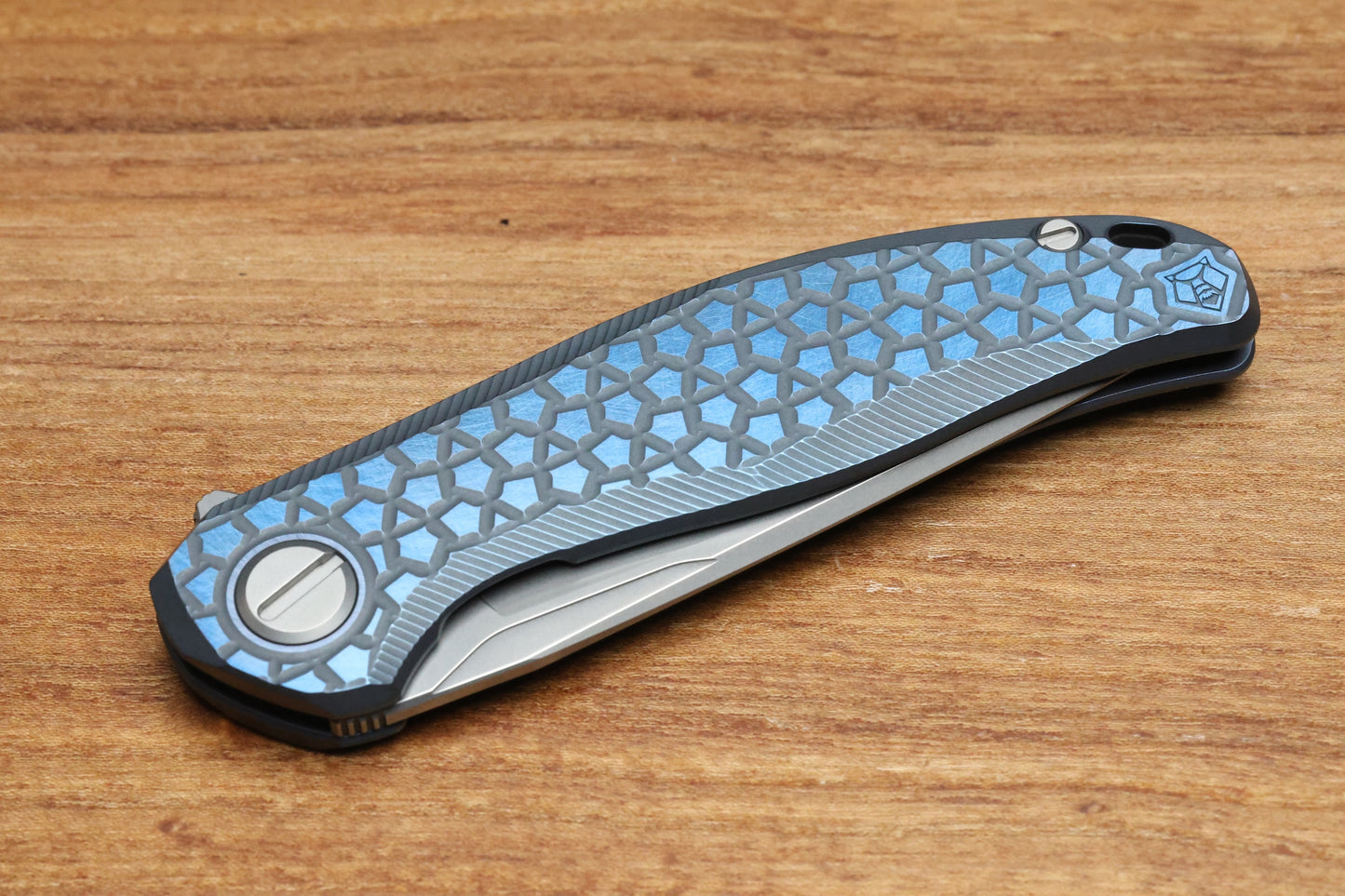 SHIROGOROV STELLAR BEAR PATTERN – BLUE TITANIUM HANDLE – M390 BLADE – MRBS