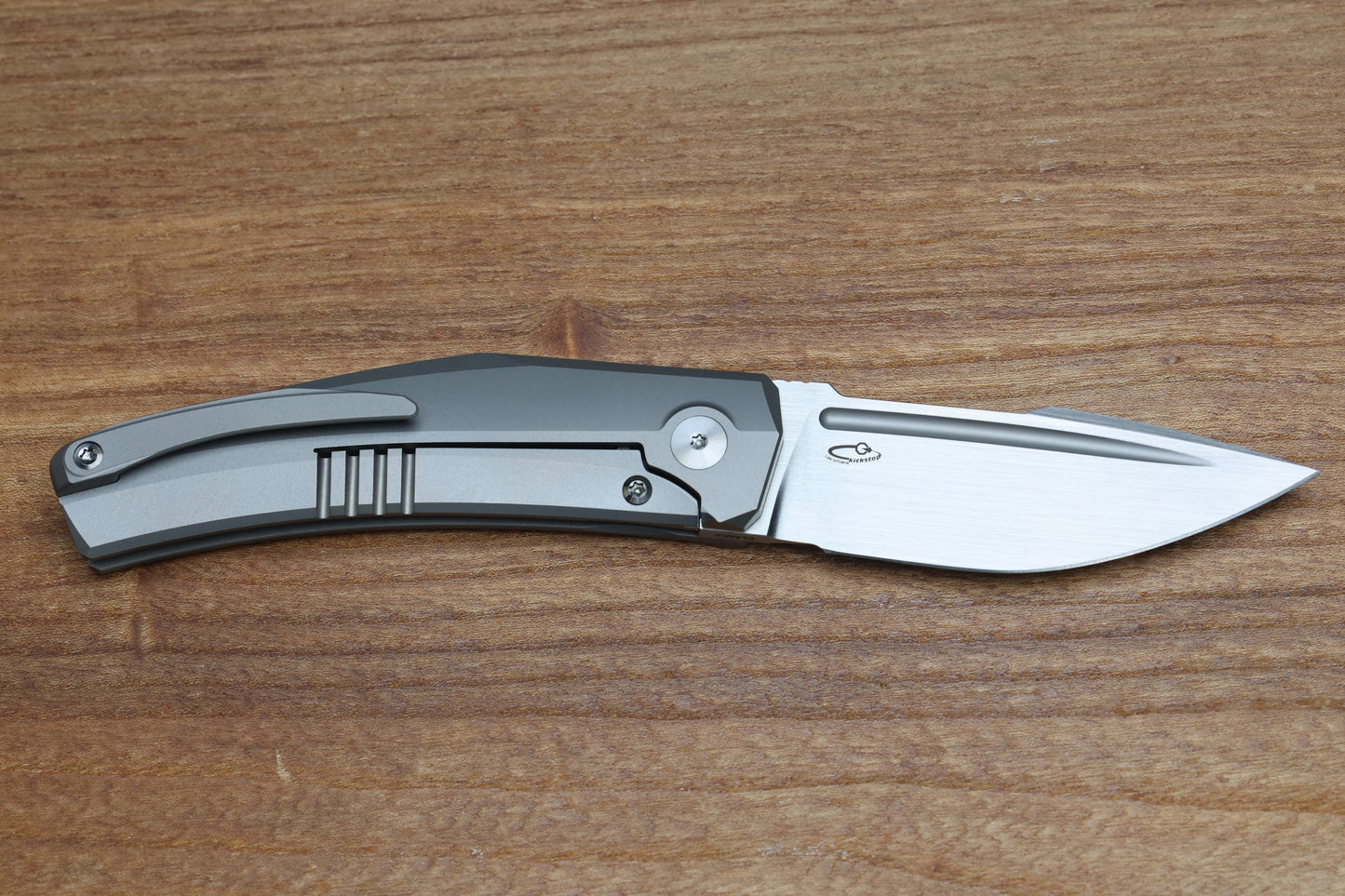 TASHI BHARUCHA SMALL KRYPTON W/ LEE WILLIAMS KICKSTOP TITANIUM HANDLE W/ MONOCHROME DARK TIMASCUS INLAYS & ELMAX