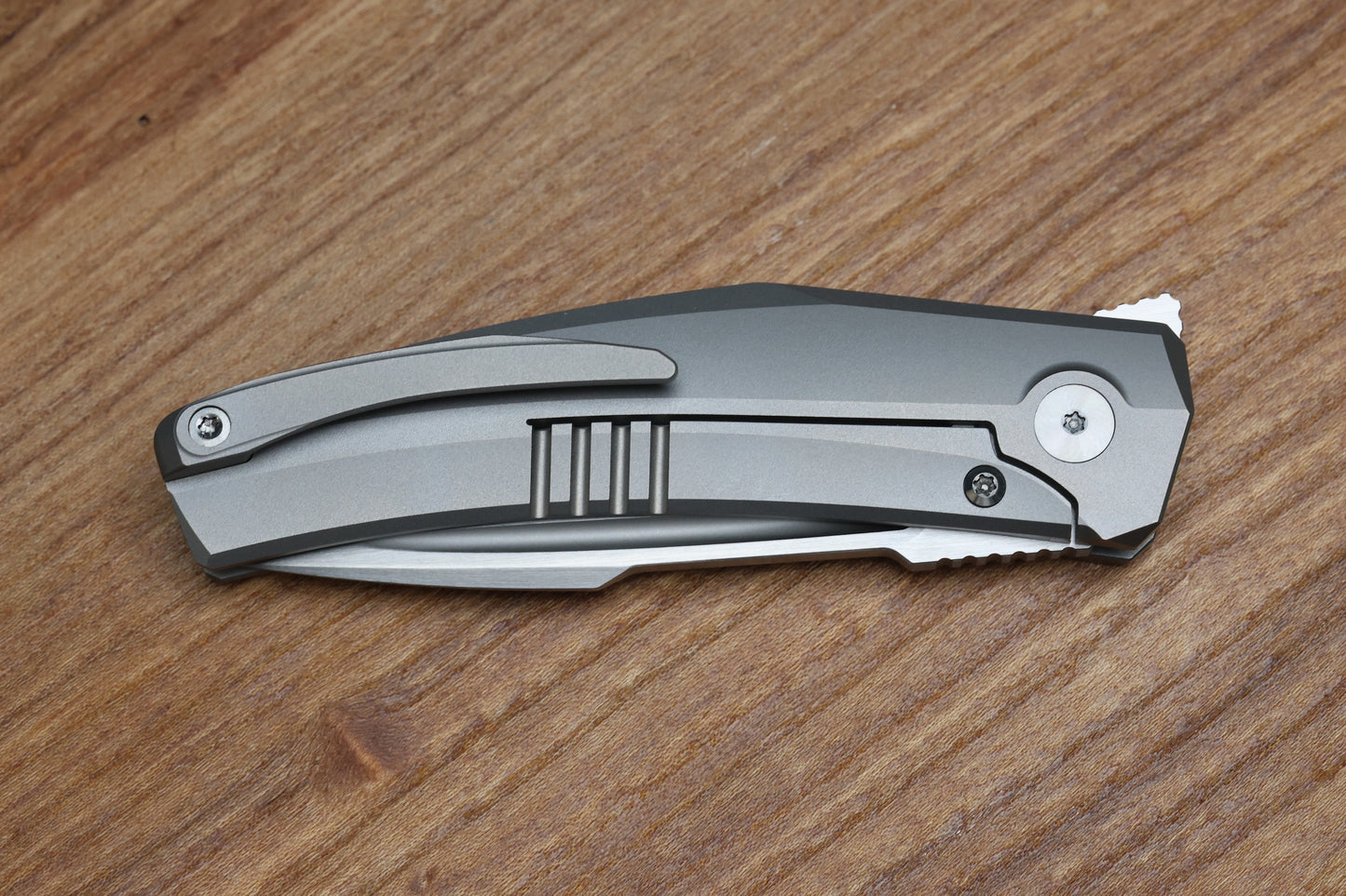 TASHI BHARUCHA SMALL KRYPTON W/ LEE WILLIAMS KICKSTOP TITANIUM HANDLE W/ MONOCHROME DARK TIMASCUS INLAYS & ELMAX