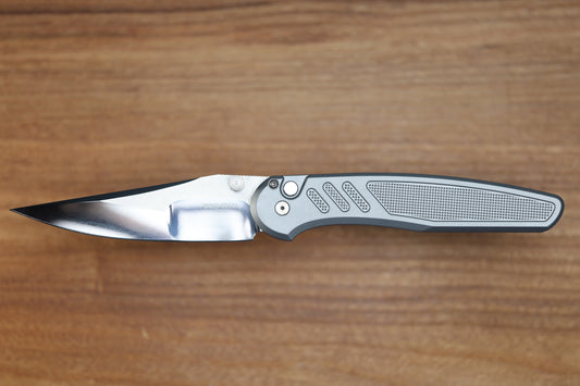 PRO-TECH AVALON PEACE NEIGHBOR KNURLED GRAY ALUMINUM HANDLE W/ WHITE PEARL BUTTON & MIKE IRIE COMPOUND POLISHED 154CM
