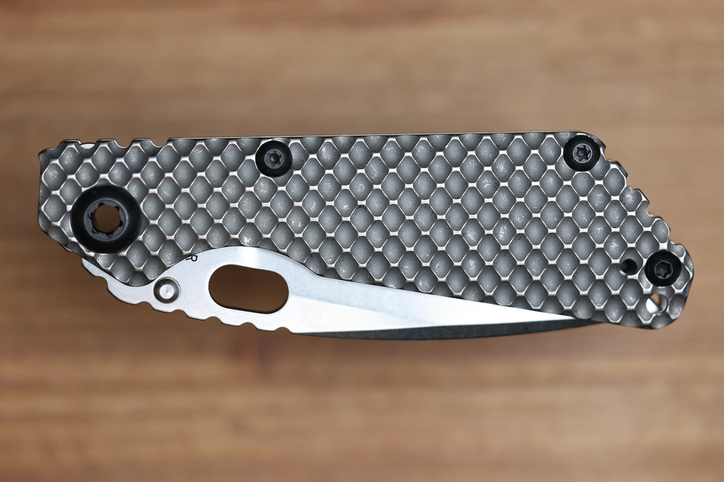 STRIDER KNIVES SNG DGG - DROP POINT MAGNACUT BLADE - TITANIUM HANDLE