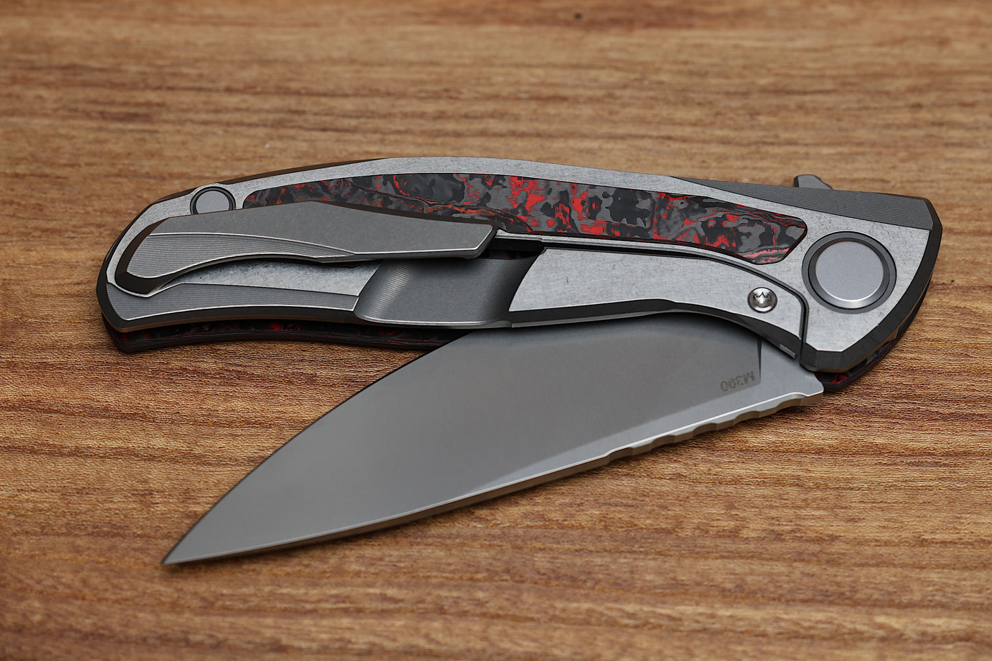 SHIROGOROV HATI GEN 3 – M390 BLADE – RED TECHNOCARBO – MRBS