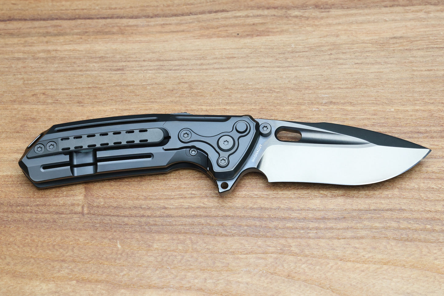 REATE T600 INTEGRAL- FULL DLC HANDLE AND BLADE