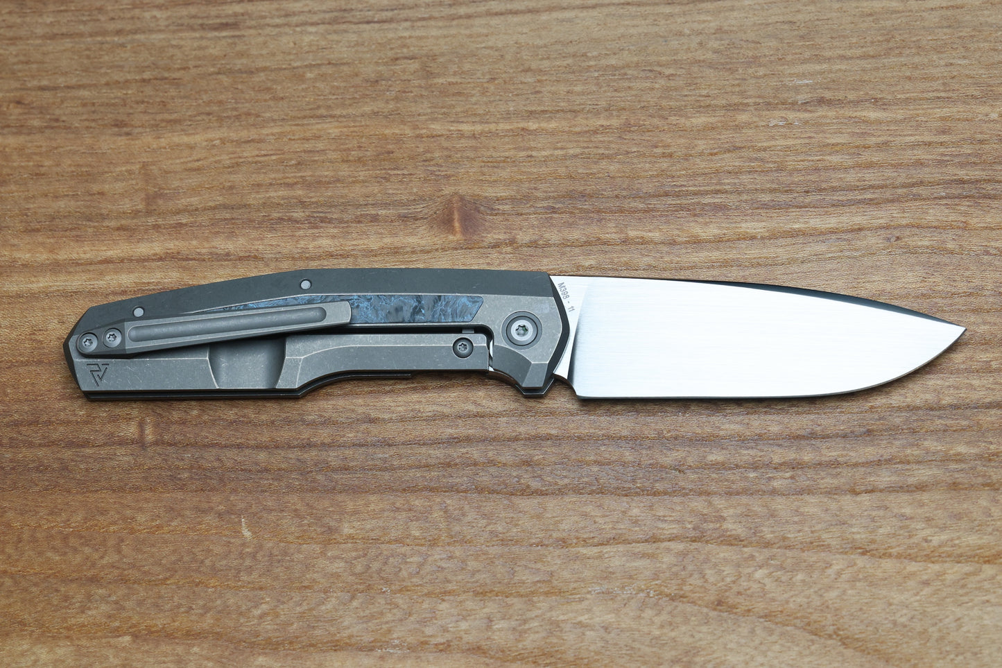 CUSTOM KNIFE FACTORY FIF18 TUMBLED TITANIUM HANDLES W/ BLUE CARBON FIBER INLAY & M398
