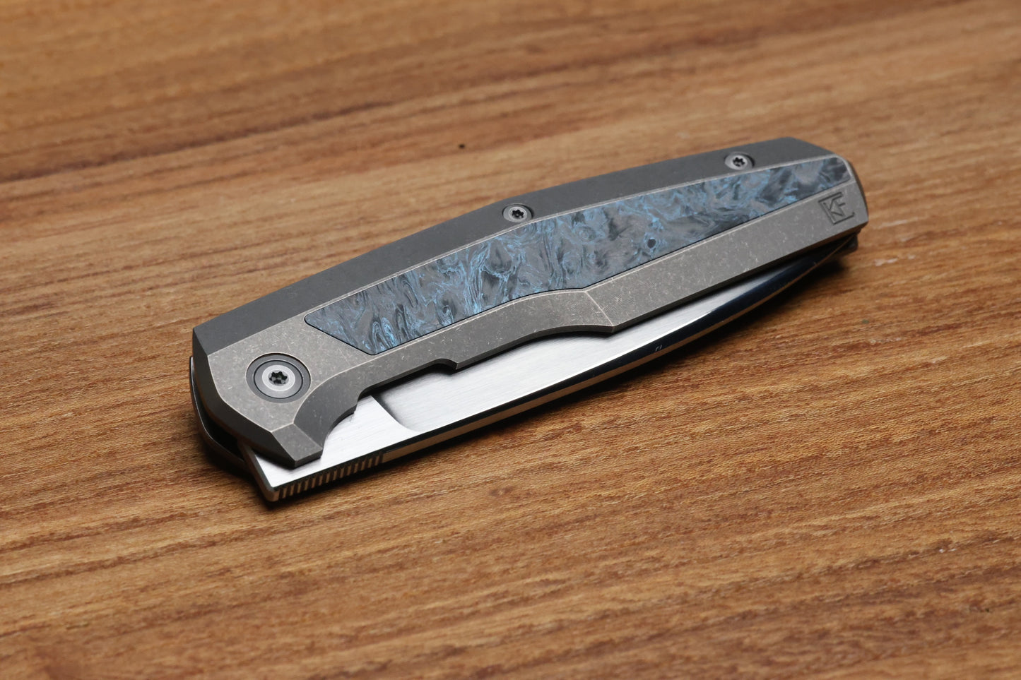 CUSTOM KNIFE FACTORY FIF18 TUMBLED TITANIUM HANDLES W/ BLUE CARBON FIBER INLAY & M398