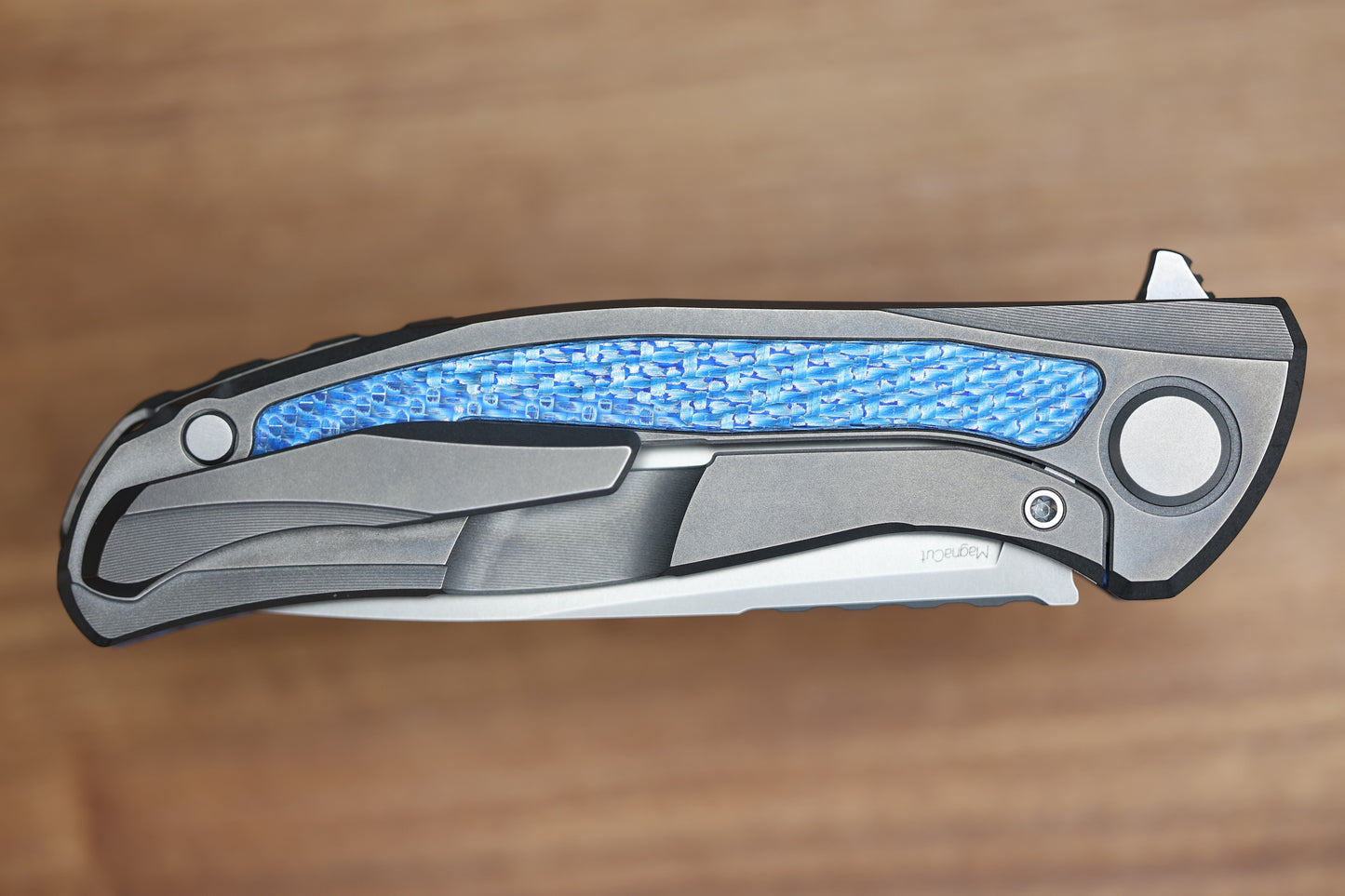 SHIROGOROV HATI BLADESHOW 2026– MAGNACUT BLADE – AZURE ALUTEX – MRBS