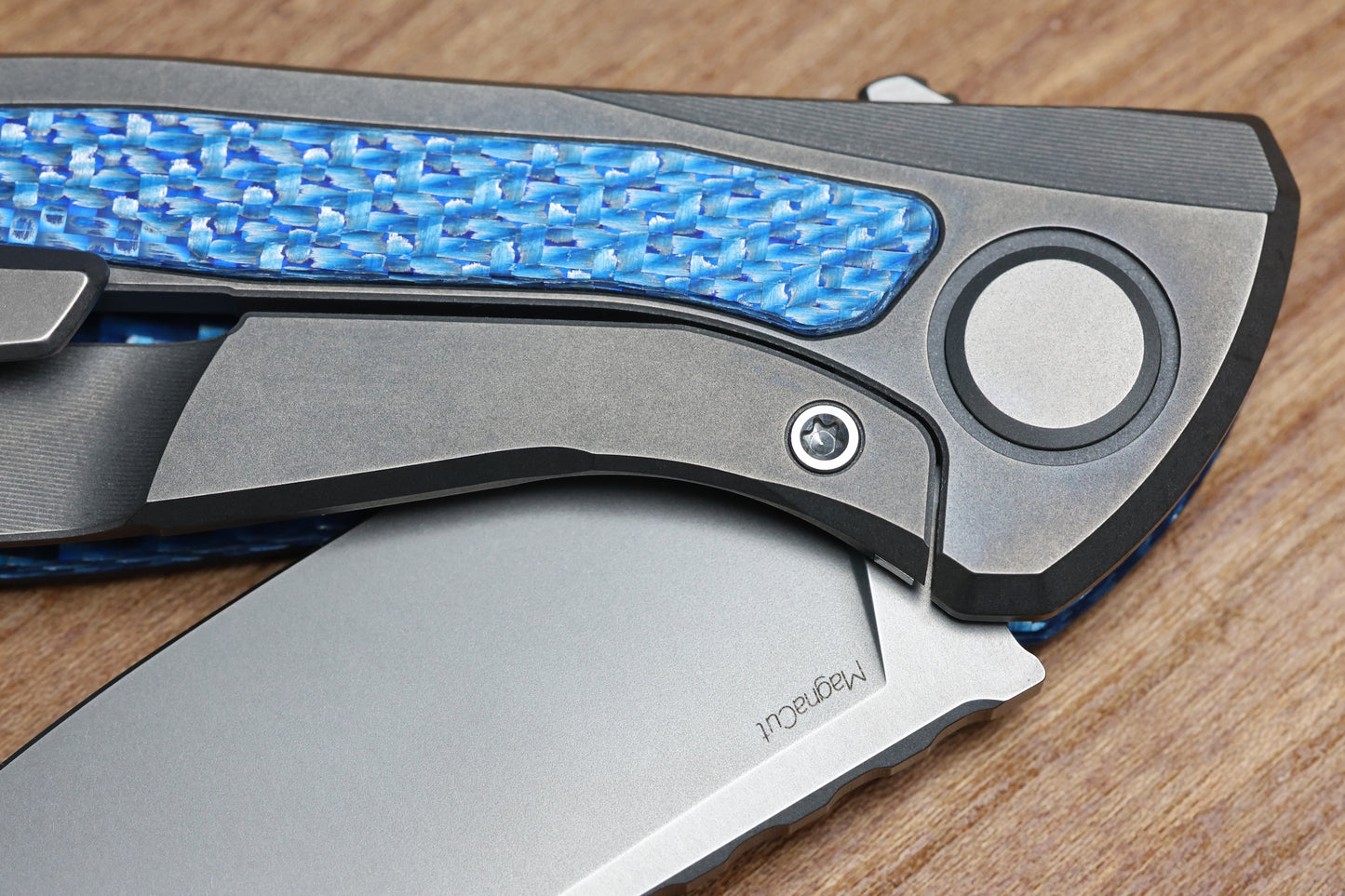SHIROGOROV HATI BLADESHOW 2026– MAGNACUT BLADE – AZURE ALUTEX – MRBS