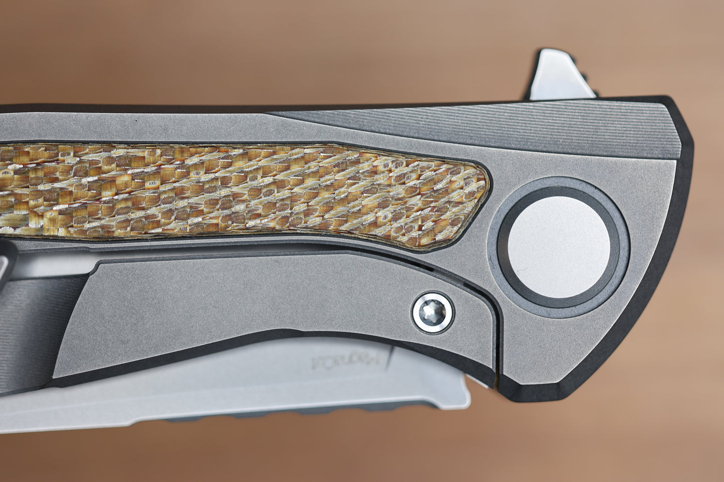 SHIROGOROV HATI BLADESHOW 2026– MAGNACUT BLADE – BROWN ALUTEX – MRBS