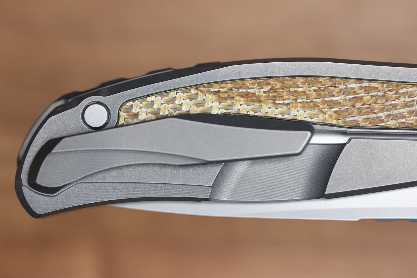 SHIROGOROV HATI BLADESHOW 2026– MAGNACUT BLADE – BROWN ALUTEX – MRBS