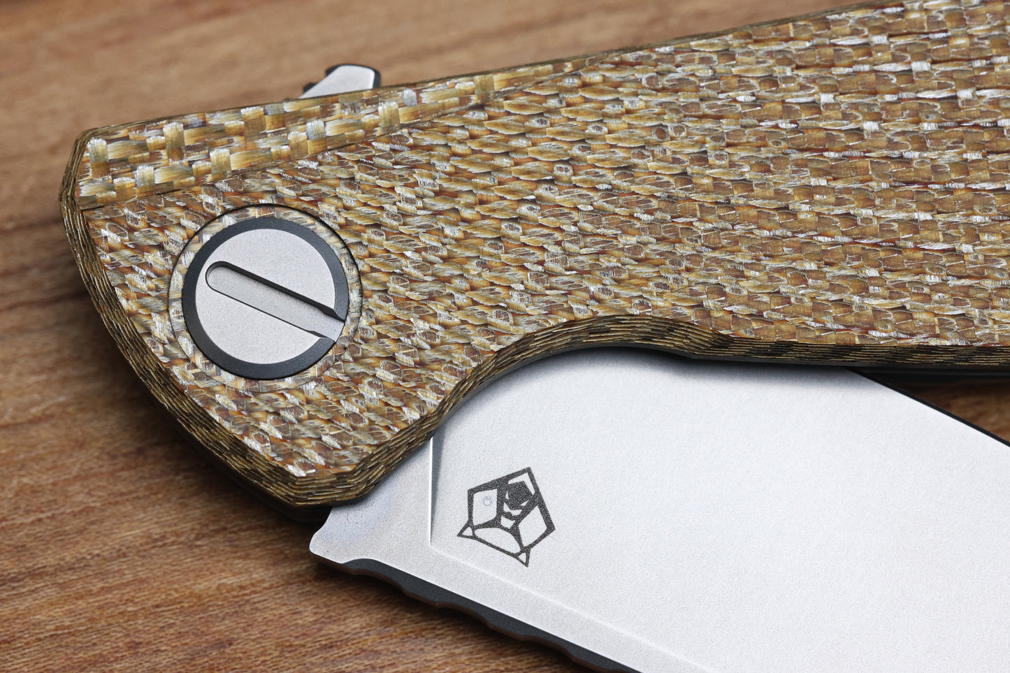 SHIROGOROV HATI BLADESHOW 2026– MAGNACUT BLADE – BROWN ALUTEX – MRBS