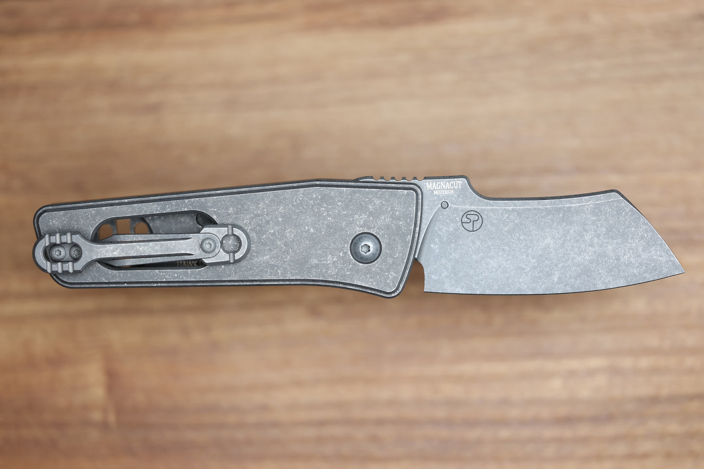 SERGE PANCHENKO GUPPY - BLADESHOW 2026 - TITANIUM HAWK LOCK - MAGNACUT BLADE