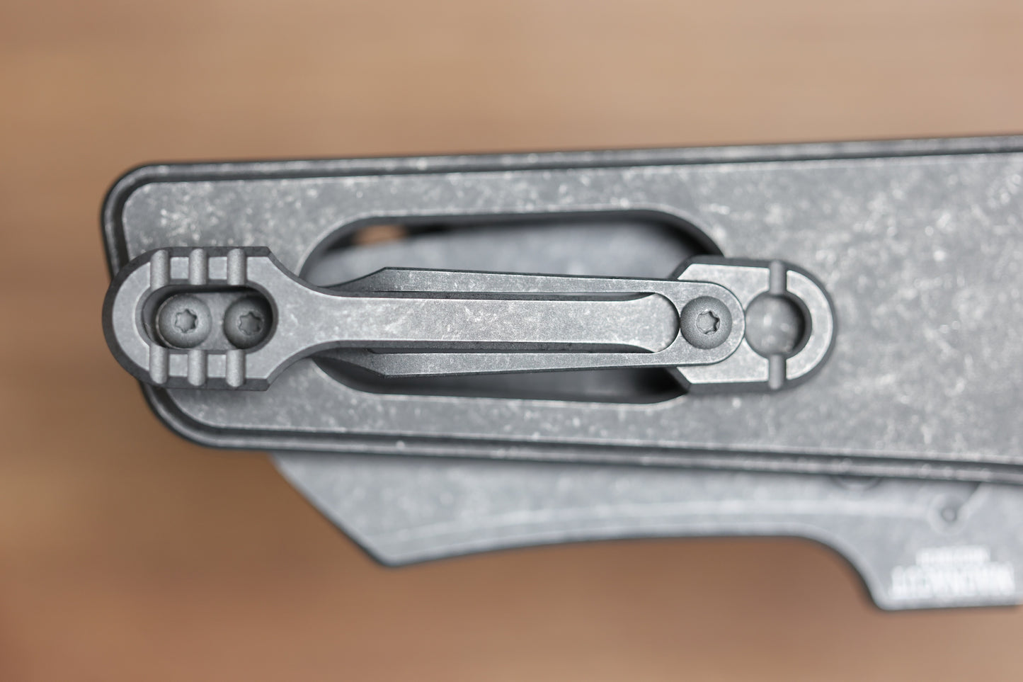 SERGE PANCHENKO GUPPY - BLADESHOW 2026 - TITANIUM HAWK LOCK - MAGNACUT BLADE