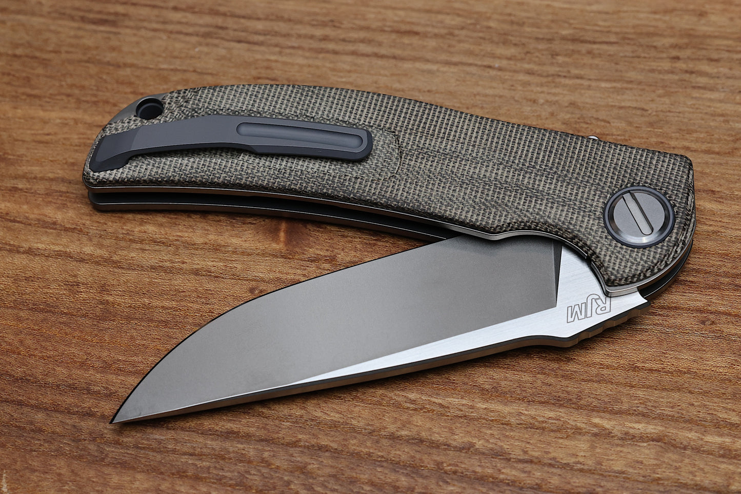 SHIROGOROV “LIMITED EDITION” RJ MARTIN DESIGN SOFT OVERKILL – M398 BLADE – GREEN CANVAS MICARTA HANDLE – RBS