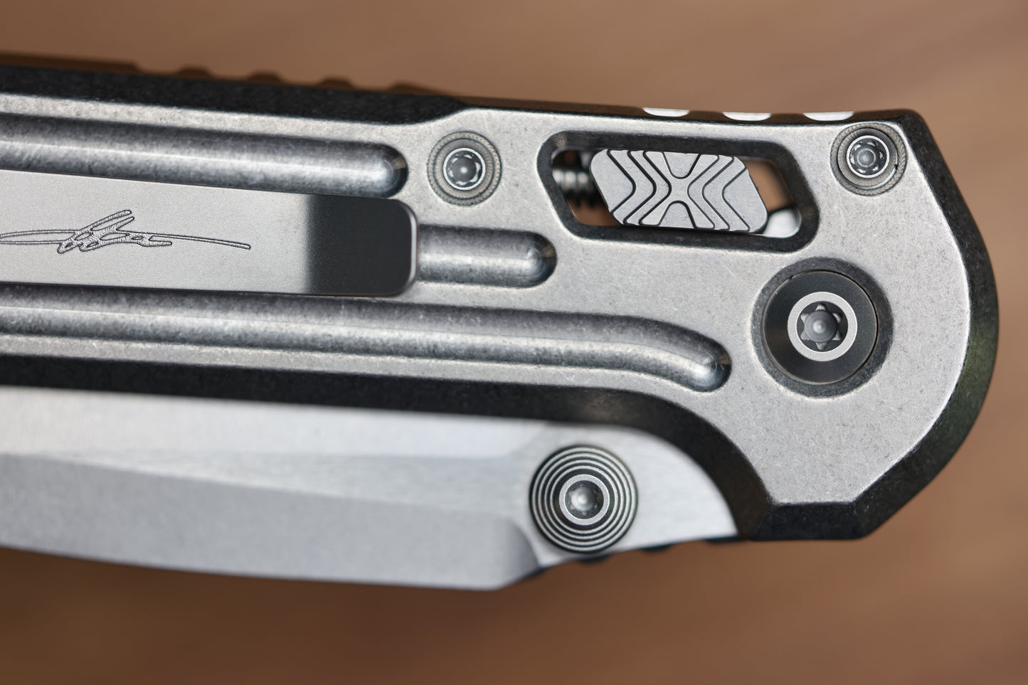 MICROTECH MARFIONE SELECT LUDT RAM-LOK W/ GROOVED TITANIUM HANDLES & BRONZE ACCENTS & STONEWASH DROP POINT 1135RLG-10MS1