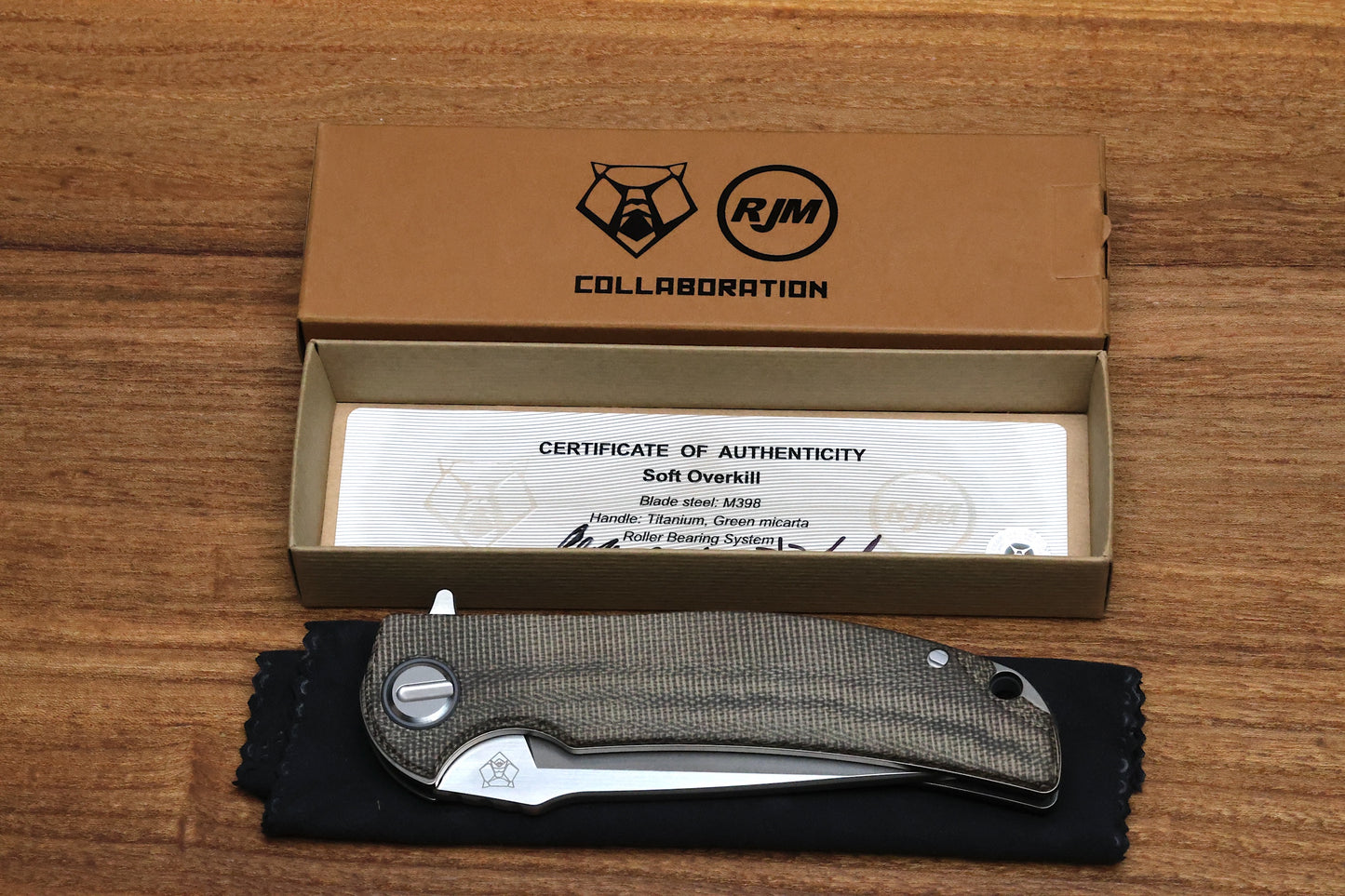 SHIROGOROV “LIMITED EDITION” RJ MARTIN DESIGN SOFT OVERKILL – M398 BLADE – GREEN CANVAS MICARTA HANDLE – RBS