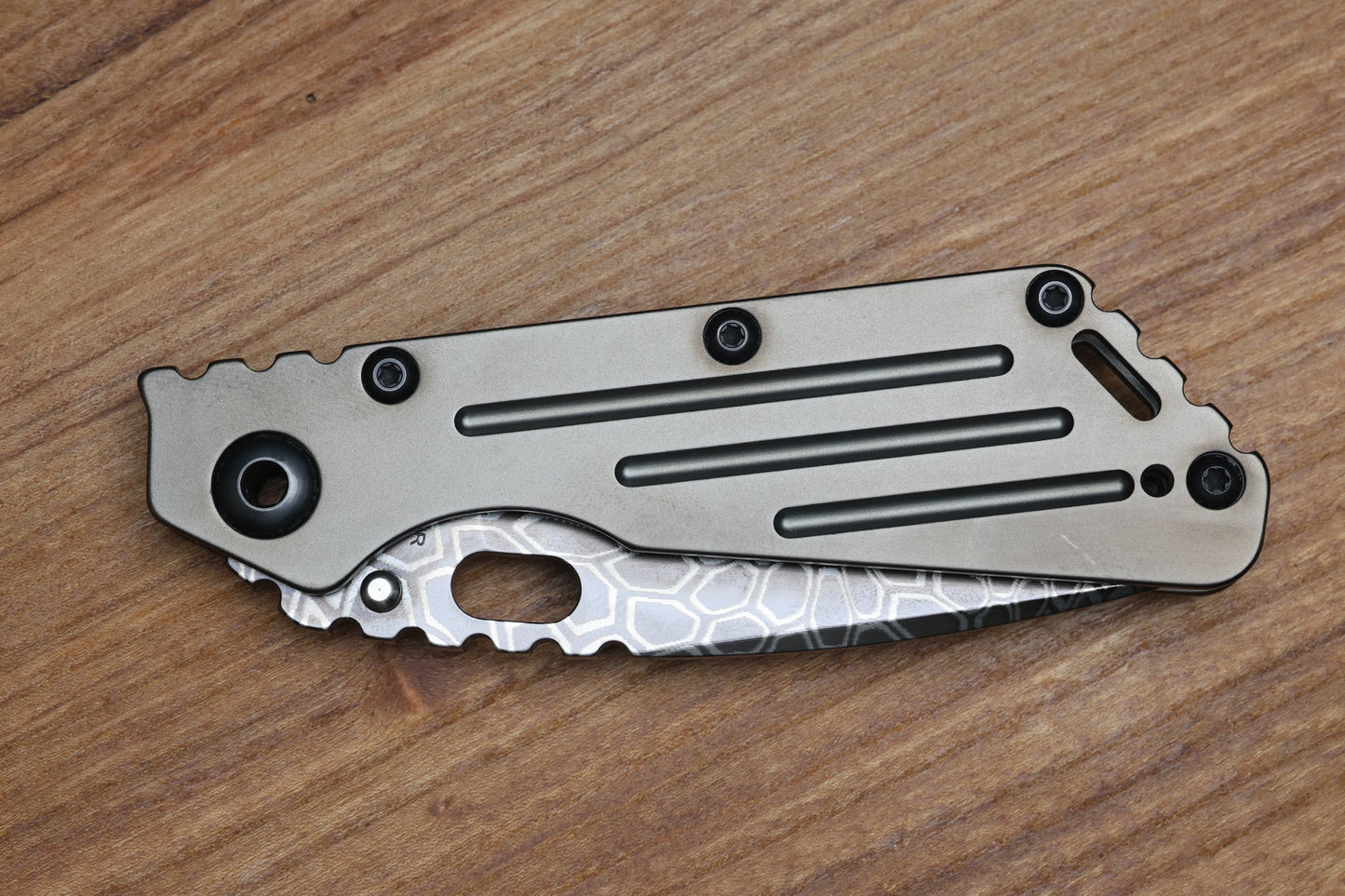 STRIDER KNIVES SMF KRYPTEK CAMO MAGNACUT BLADE, DARK BRONZE TITANIUM TOP, DARK BRONZE TITANIUM FRAME