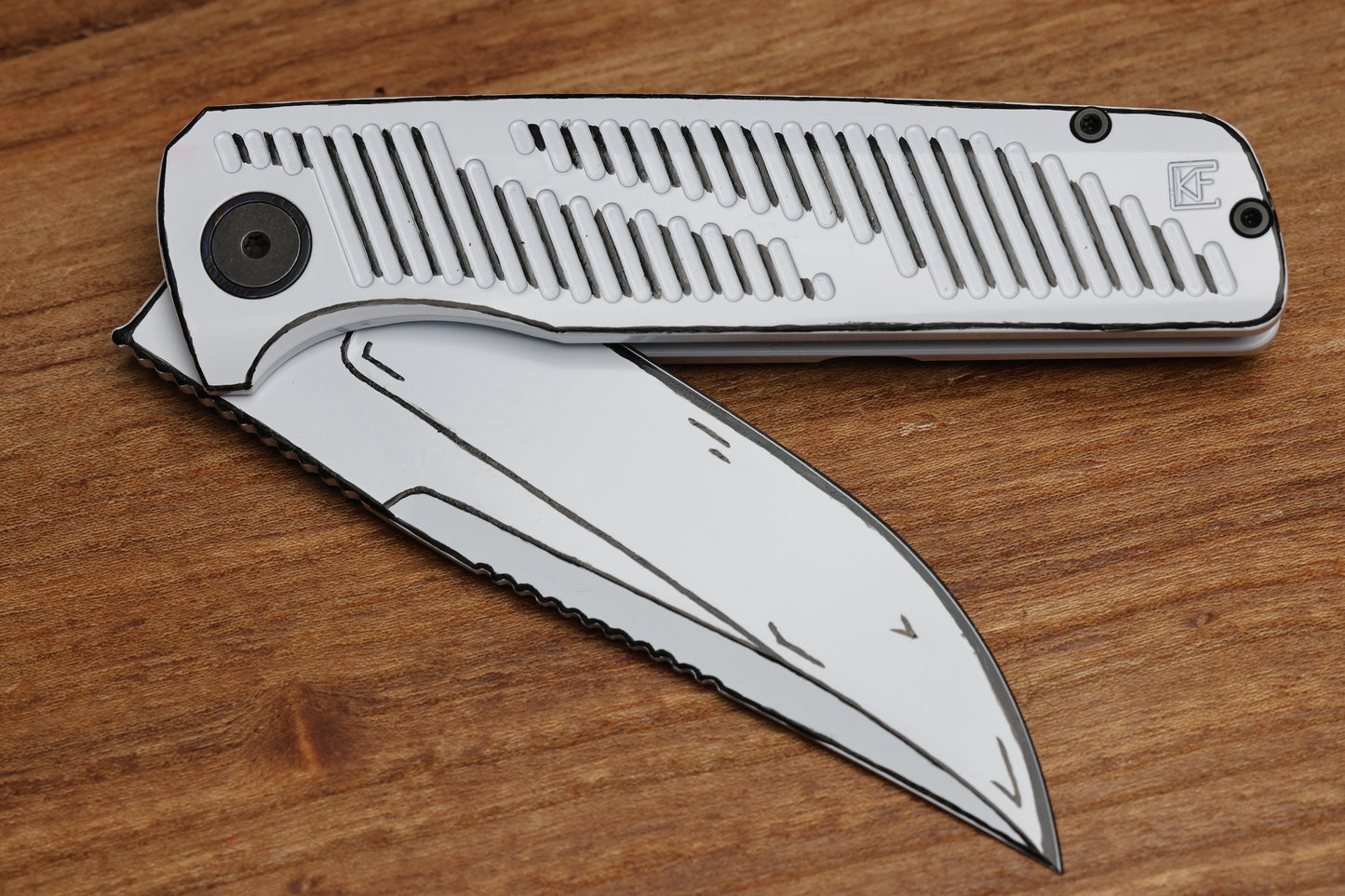 CUSTOM KNIFE FACTORY YETI GNOME 2.0 WHITE CEL SHADE TITANIUM & M398