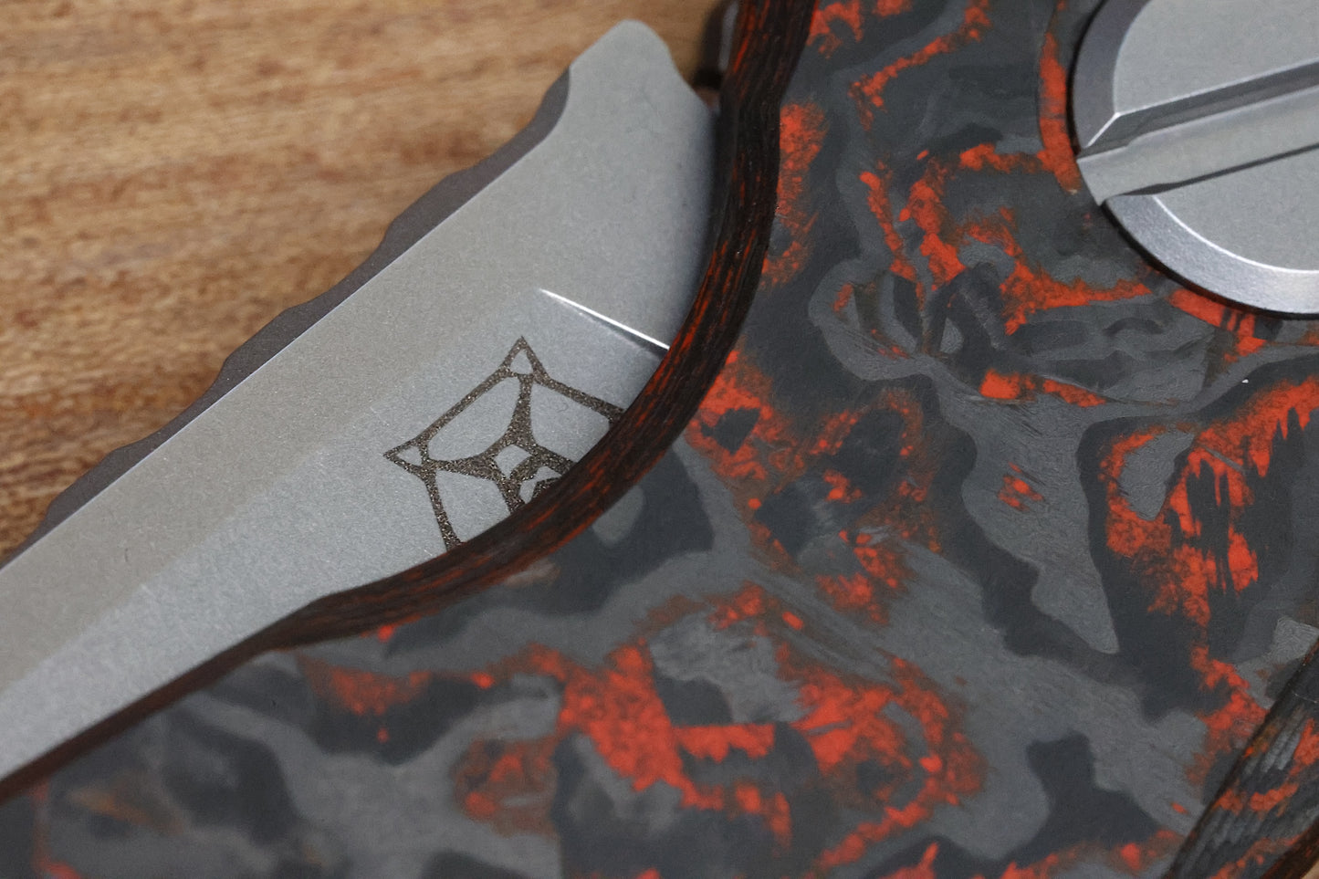 SHIROGOROV HATI HALLOWEEN EDITION – M390 BLADE – TITANIUM/ORANGE TECHNOCARBO W/ LUMINOFOR HANDLE – MRBS