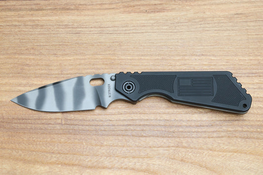 STRIDER KNIVES - SMF - FLAG PATTERN - TIGER STRIPE MAGNACUT
