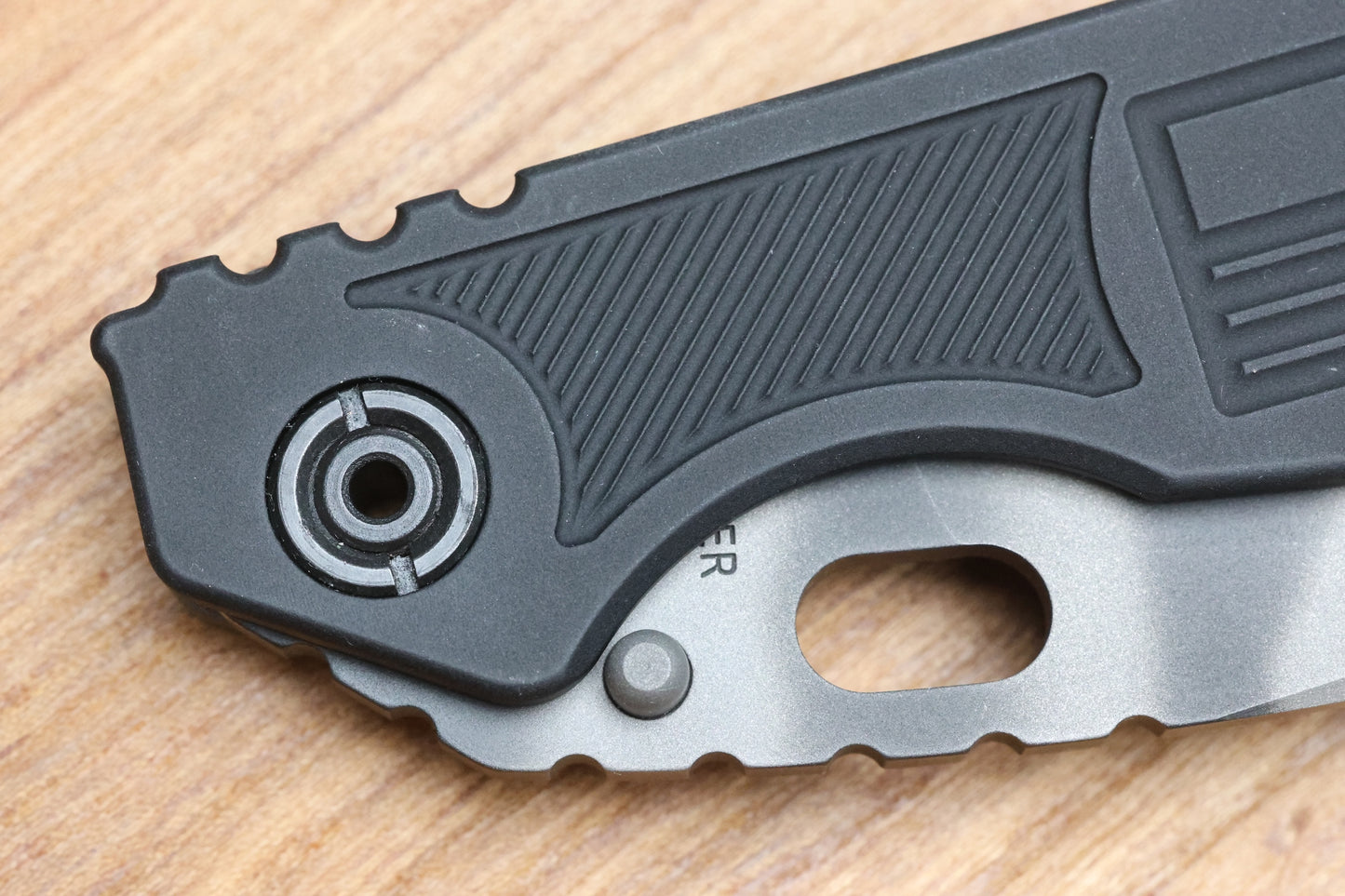 STRIDER KNIVES - SMF - FLAG PATTERN - TIGER STRIPE MAGNACUT