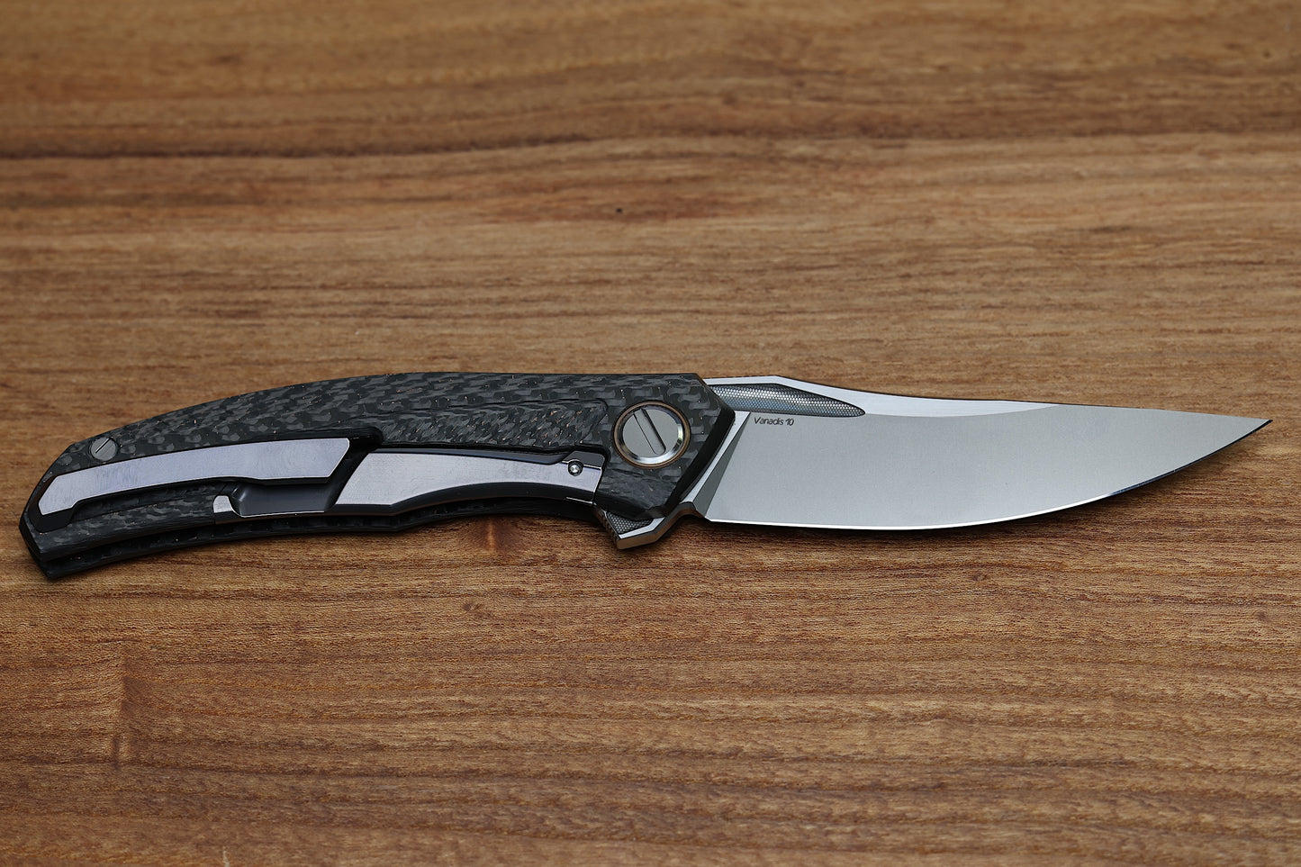 SHIROGOROV CUSTOM DIVISION QUANTUM BRONZE – LIGHTNING STRIKE CARBON FIBER HANDLES – VANADIS 10 BLADE – RBS