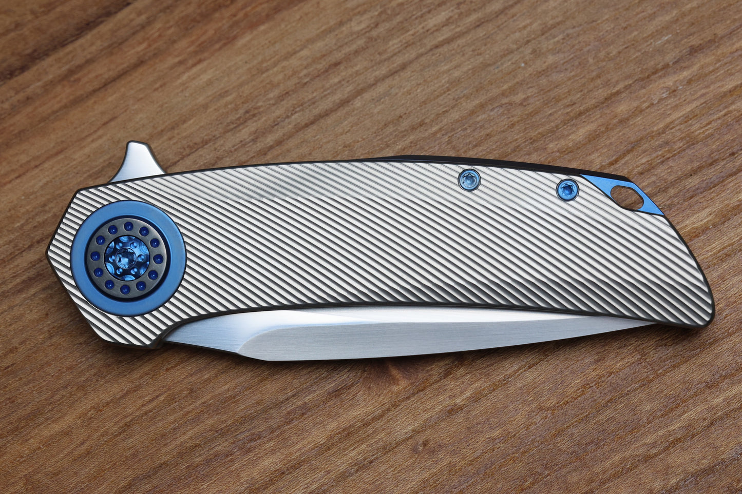 SKIFF MADE BLADES FUGITIVE- CPM154 BLADE, MILLED TITANIUM SCALES, ROYAL BLUE TI BACKSPACER, PIVOT COLLAR AND CLIP, #195