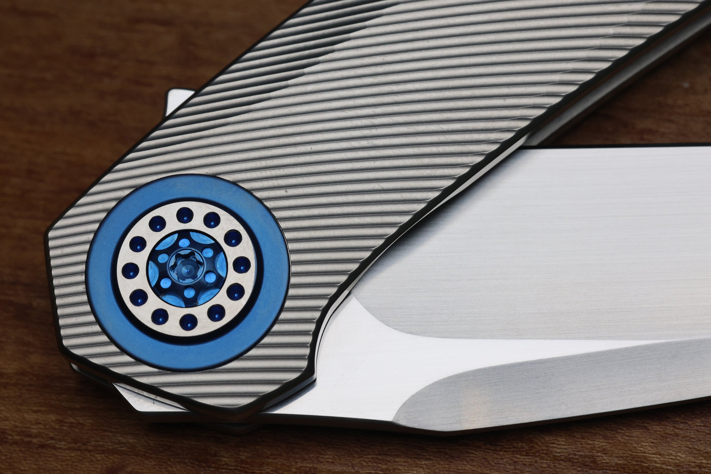 SKIFF MADE BLADES FUGITIVE- CPM154 BLADE, MILLED TITANIUM SCALES, ROYAL BLUE TI BACKSPACER, PIVOT COLLAR AND CLIP, #195