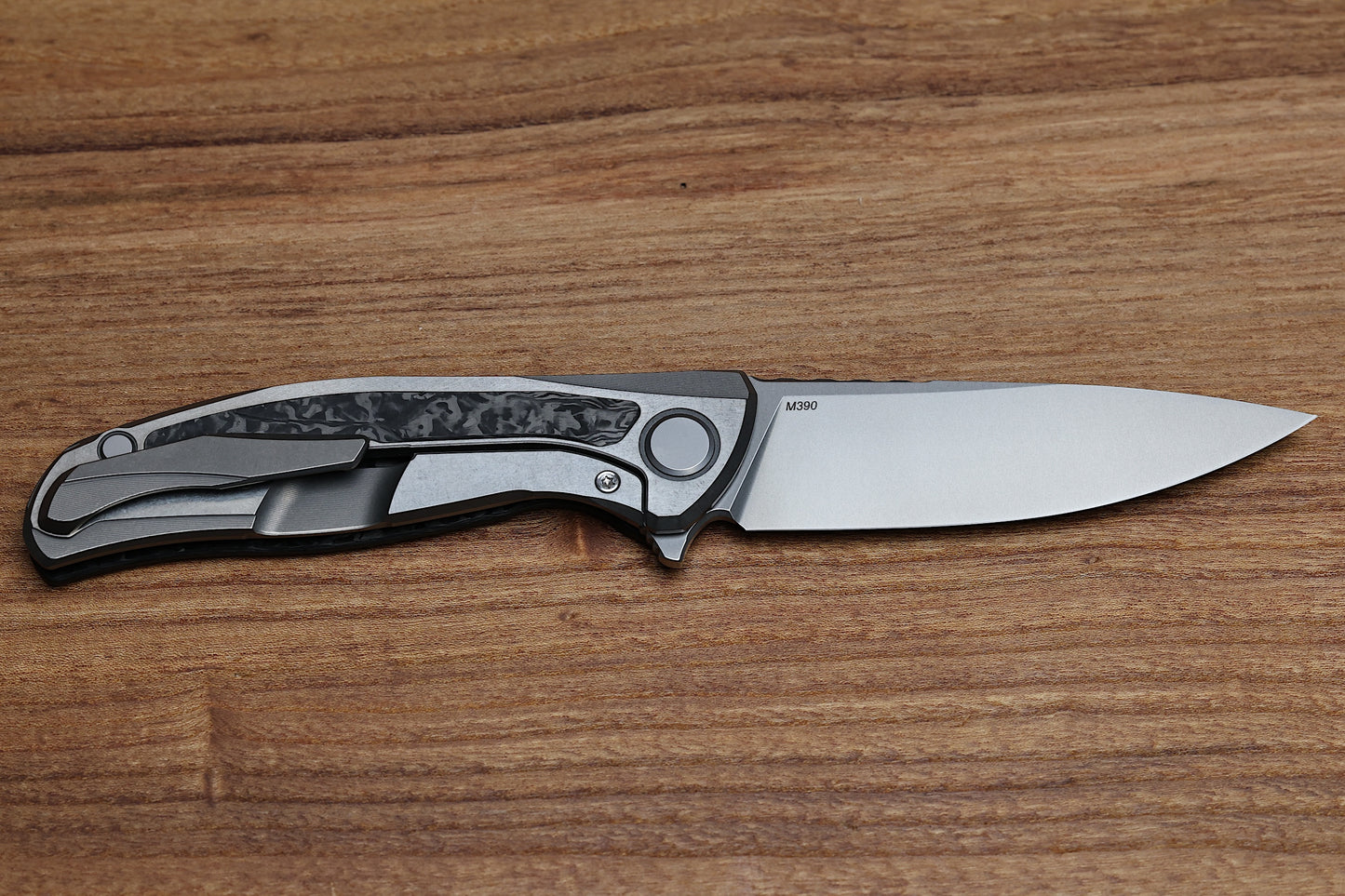 SHIROGOROV HATI GEN 3 – M390 BLADE – MARBLE CARBON FIBER – MRBS