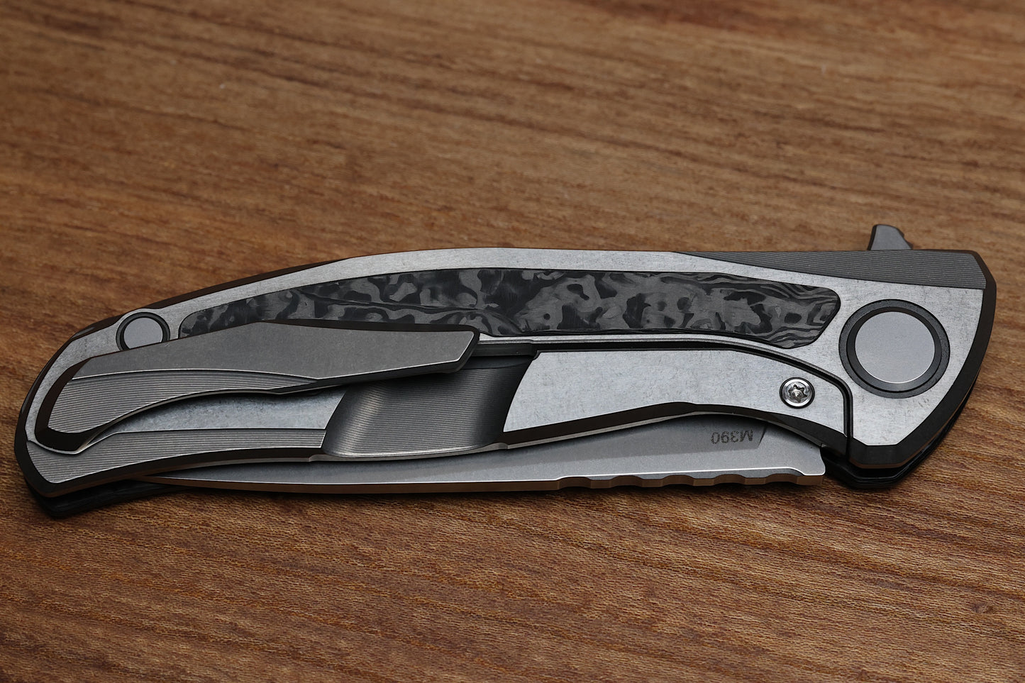 SHIROGOROV HATI GEN 3 – M390 BLADE – MARBLE CARBON FIBER – MRBS