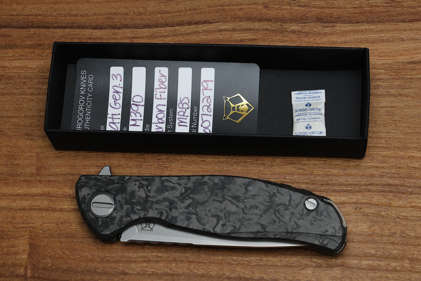 SHIROGOROV HATI GEN 3 – M390 BLADE – MARBLE CARBON FIBER – MRBS